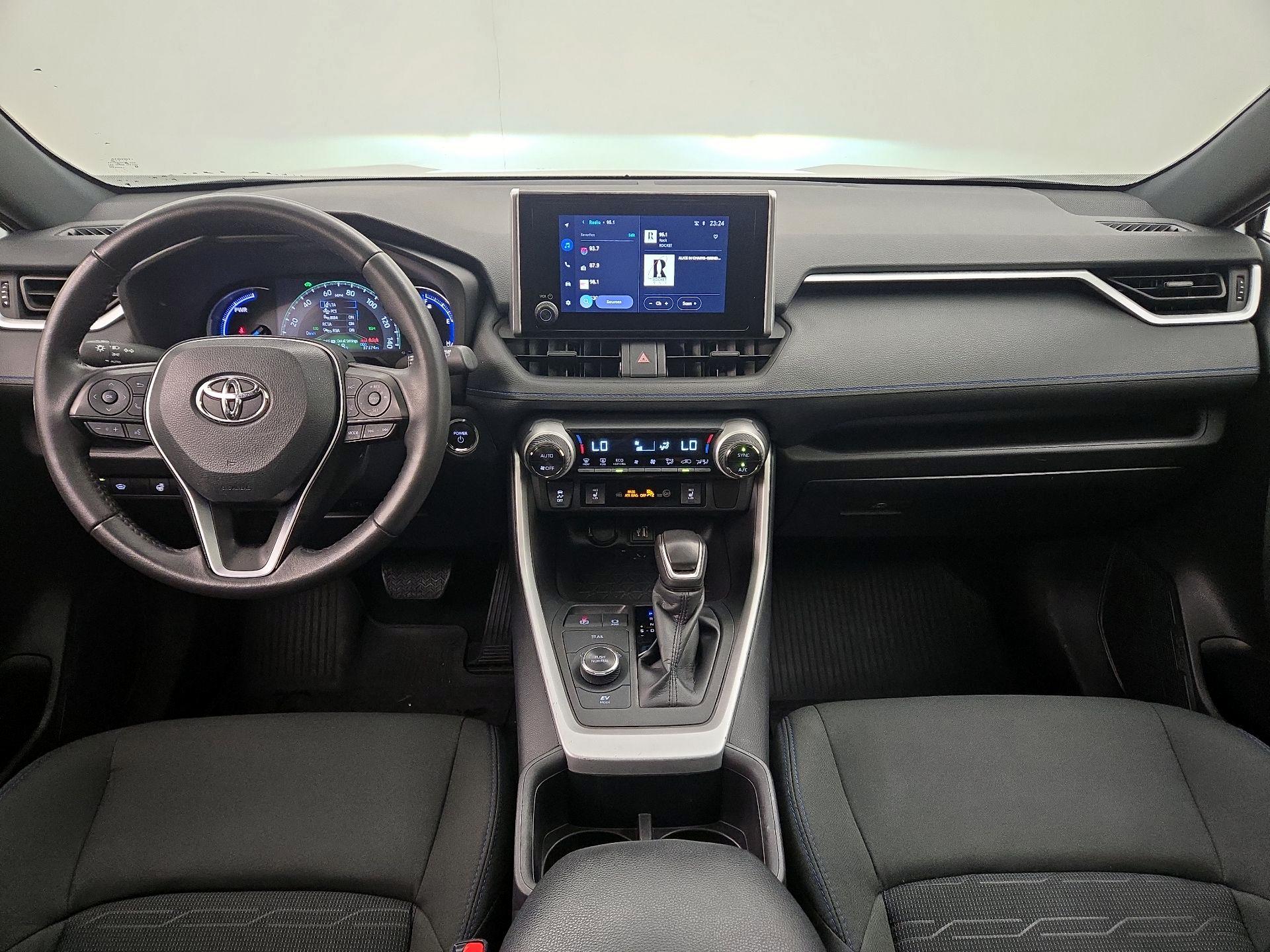 Thumbnail: 2024 Toyota RAV4 - 9