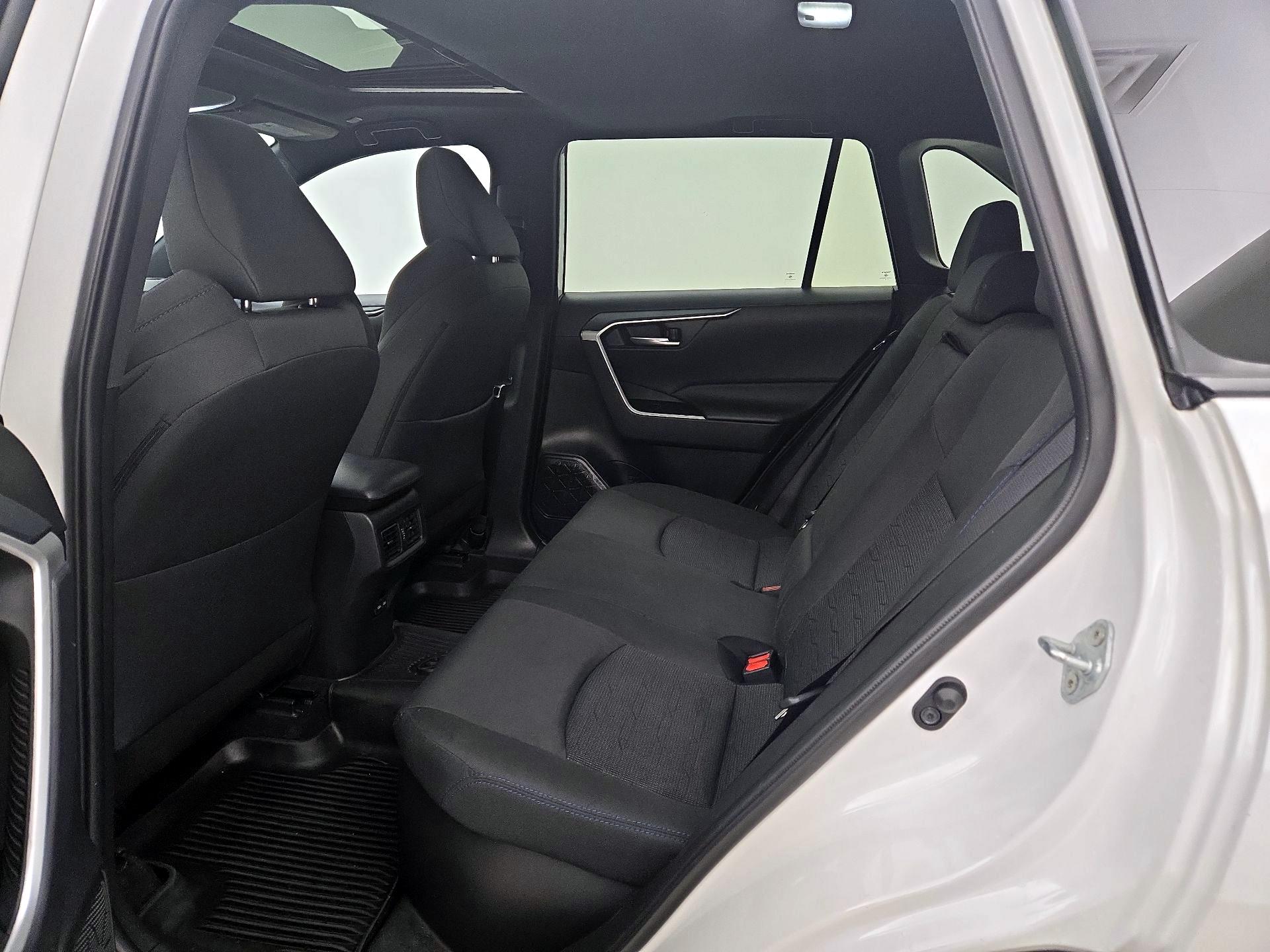 Thumbnail: 2024 Toyota RAV4 - 20