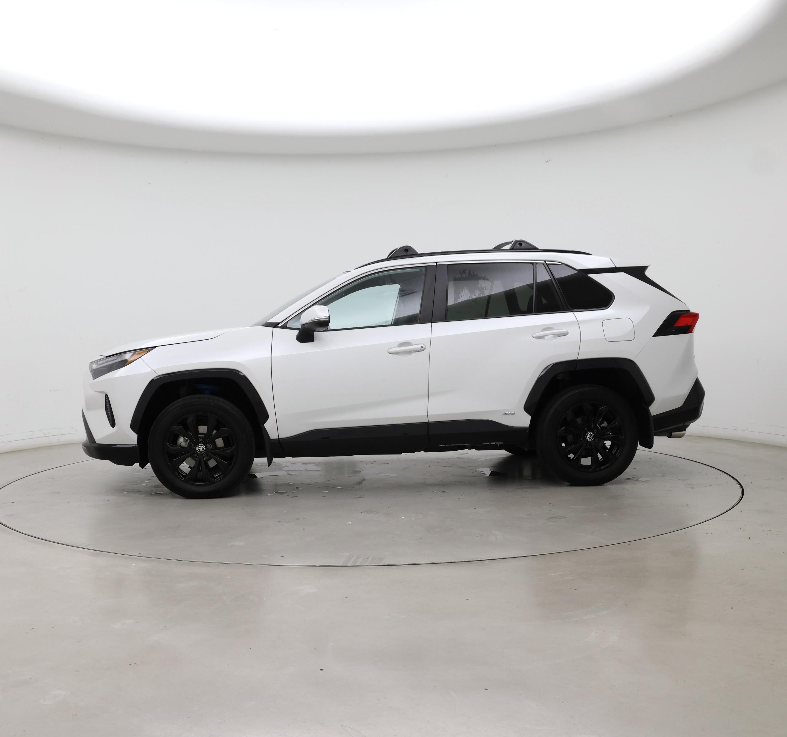 Thumbnail: 2024 Toyota RAV4 - 3