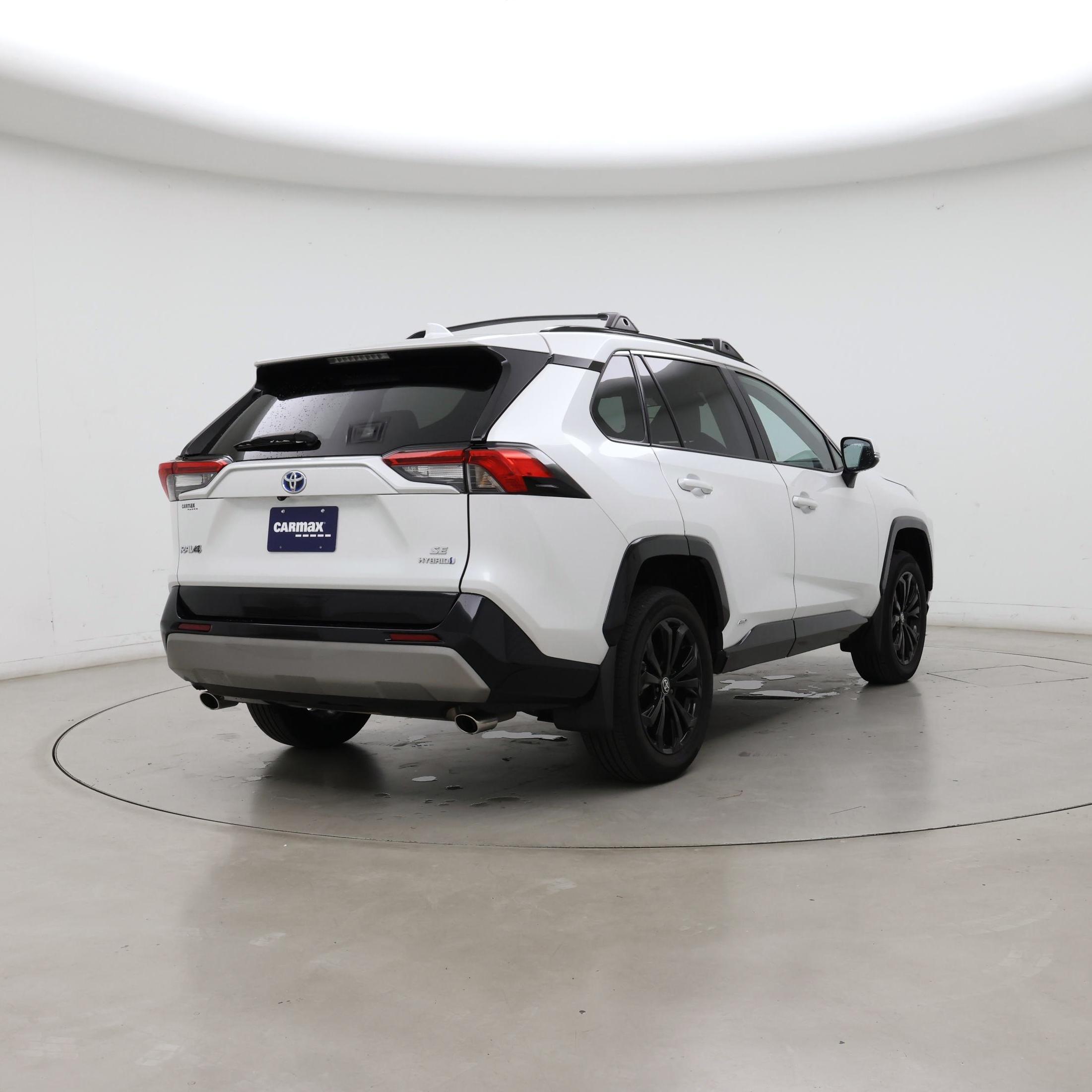 Thumbnail: 2024 Toyota RAV4 - 8