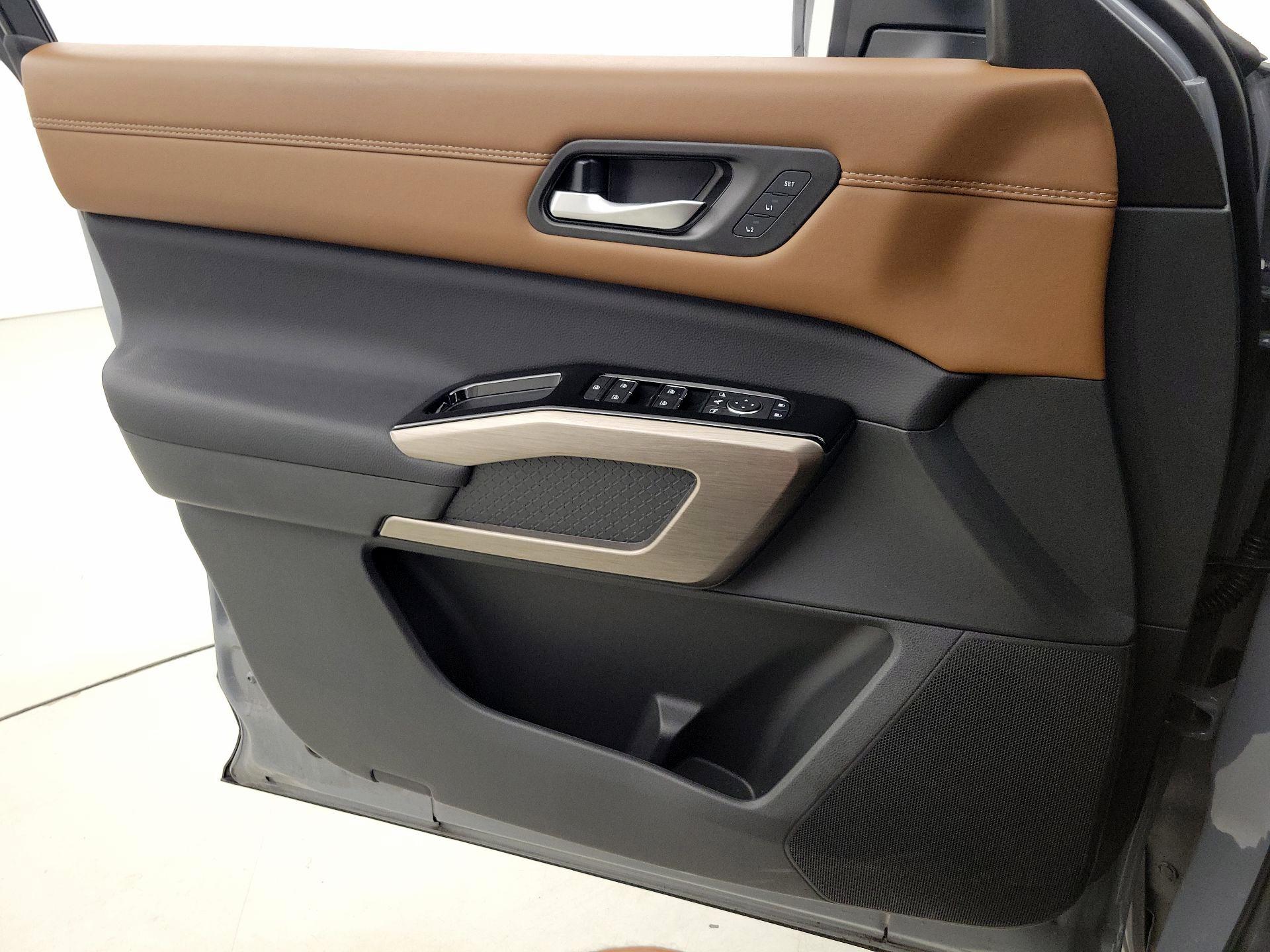 Thumbnail: 2025 Nissan Pathfinder - 12