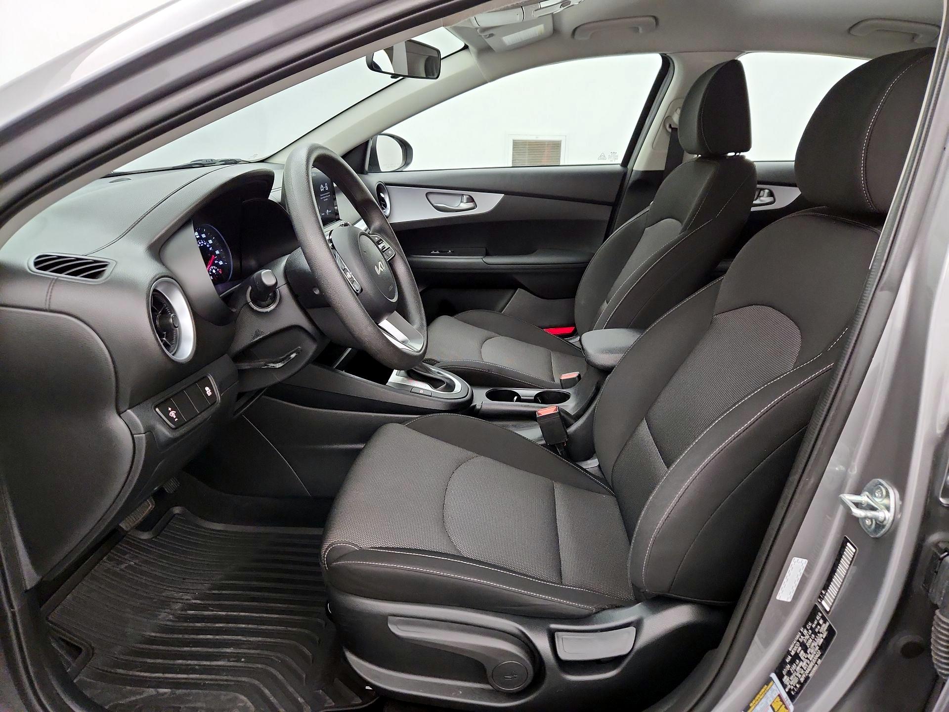 Thumbnail: 2024 Kia Forte - 11