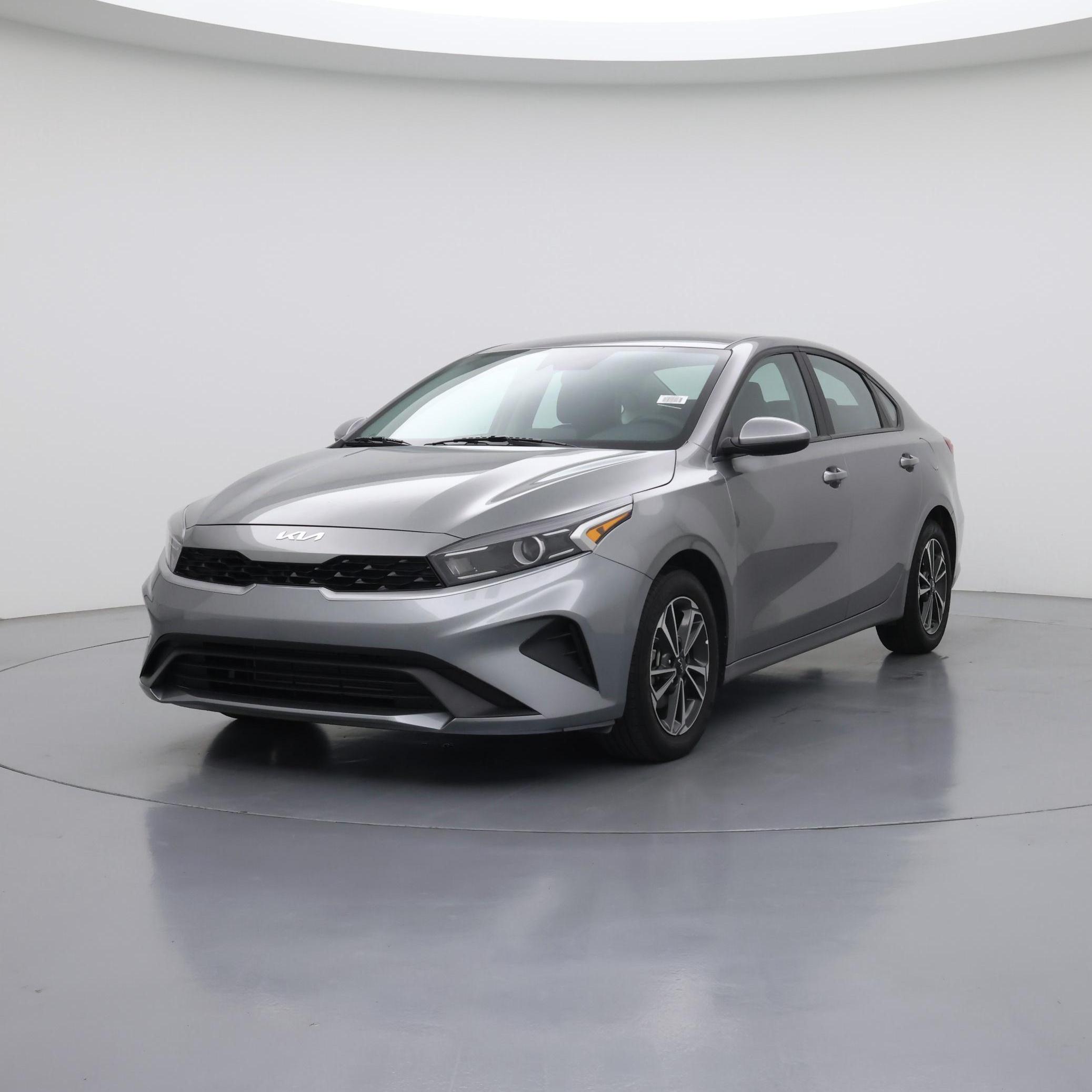 Thumbnail: 2024 Kia Forte - 4
