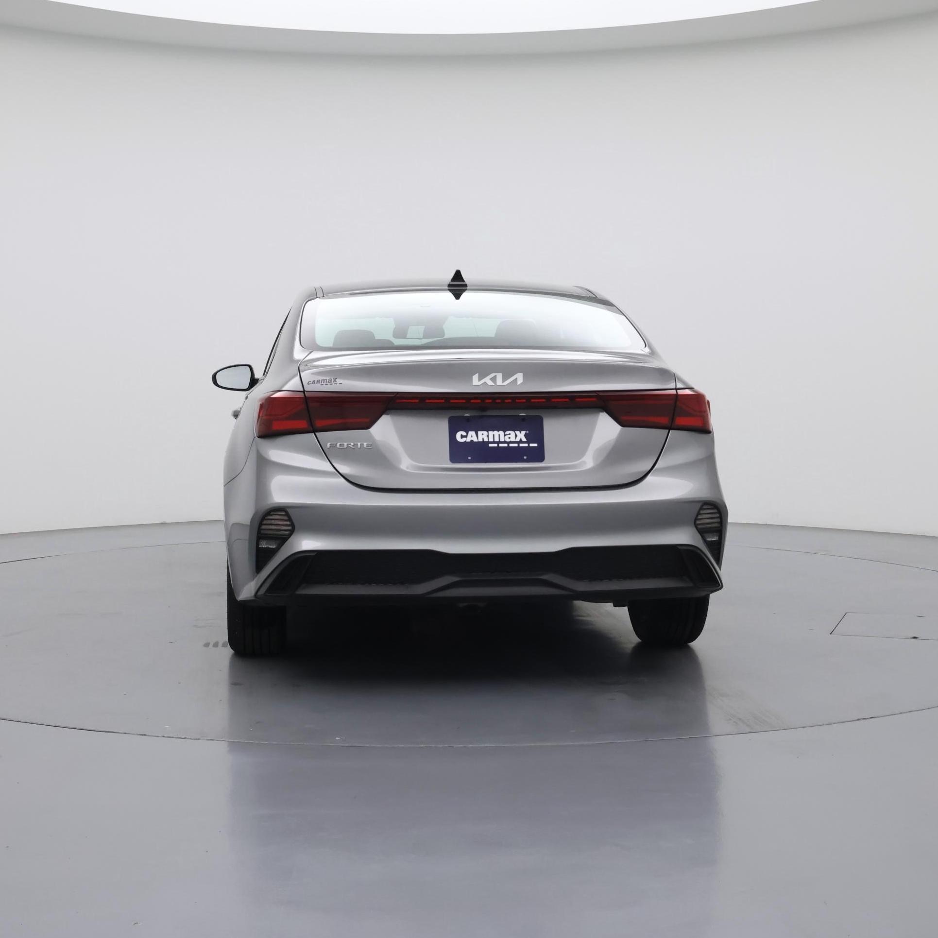 Thumbnail: 2024 Kia Forte - 6