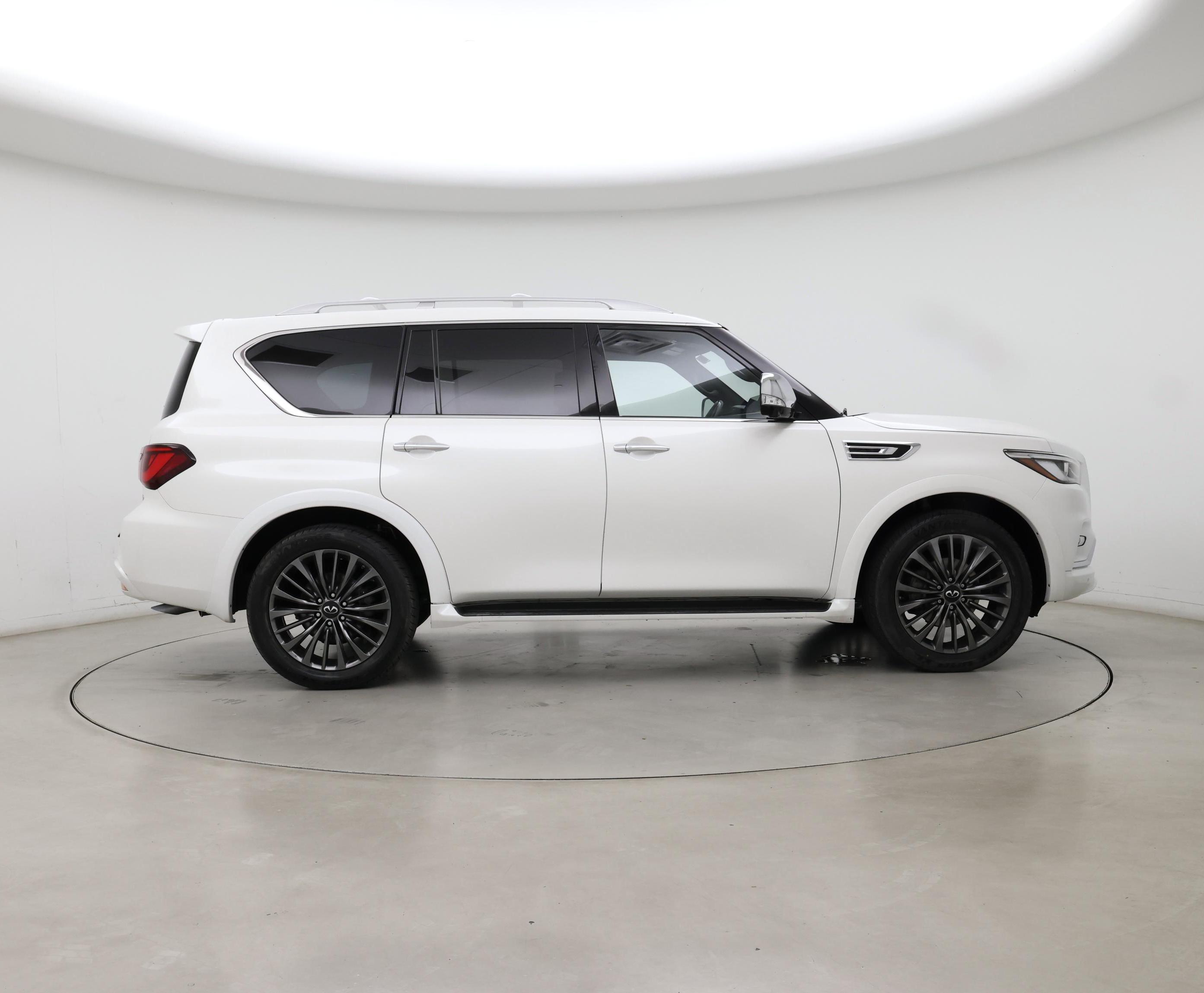 Thumbnail: 2023 INFINITI QX80 - 7