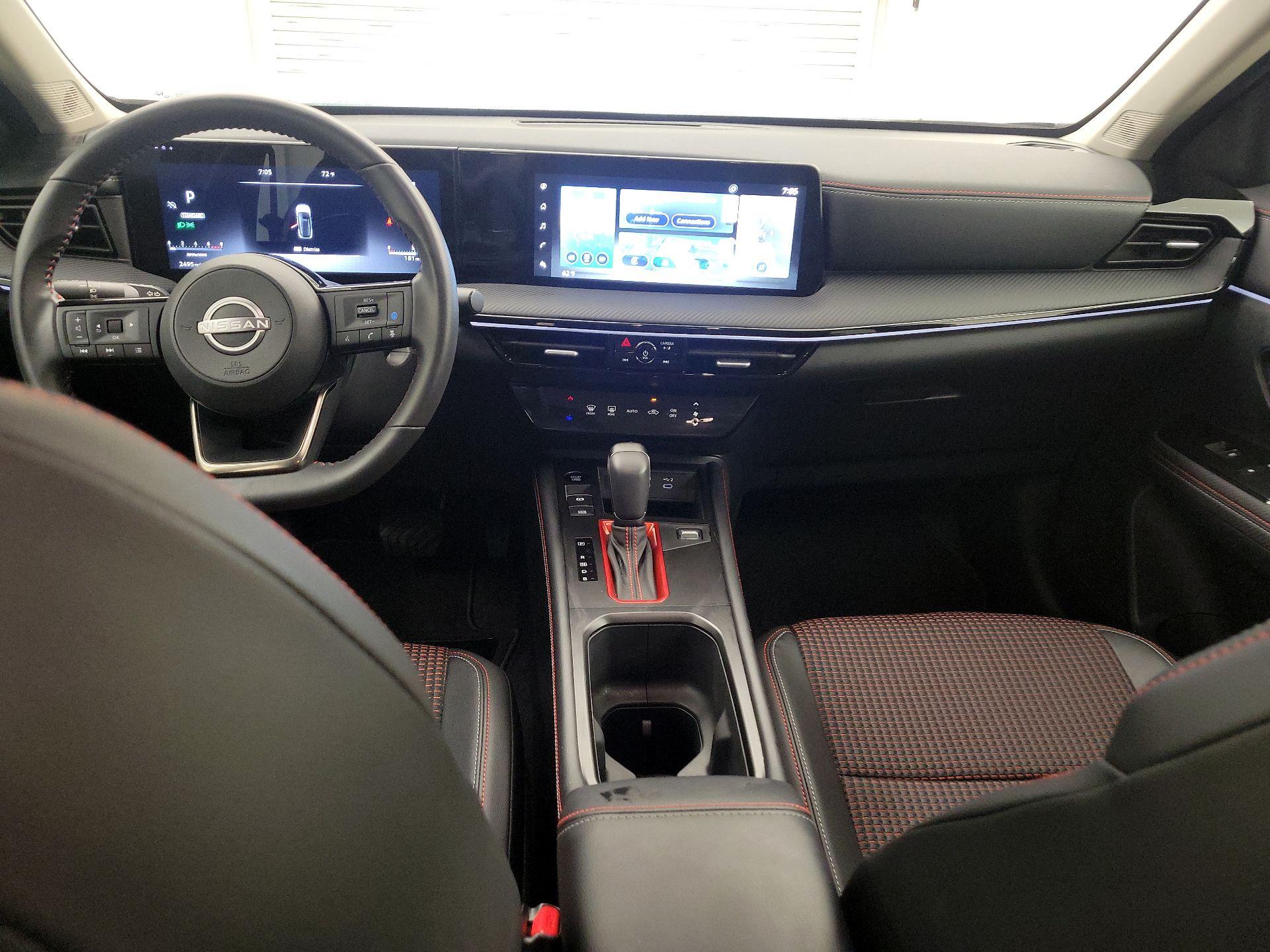 Thumbnail: 2025 Nissan Kicks - 9