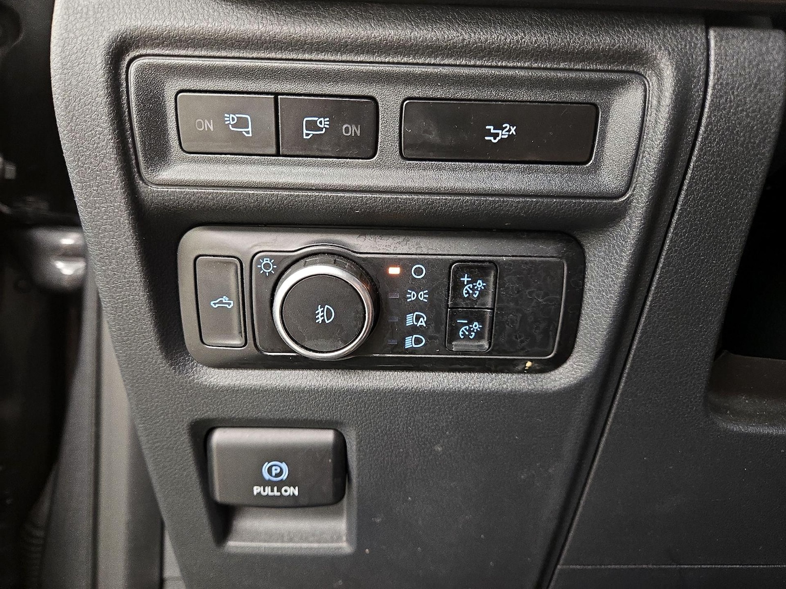 2023 Ford F-150 XLT - Photo 14
