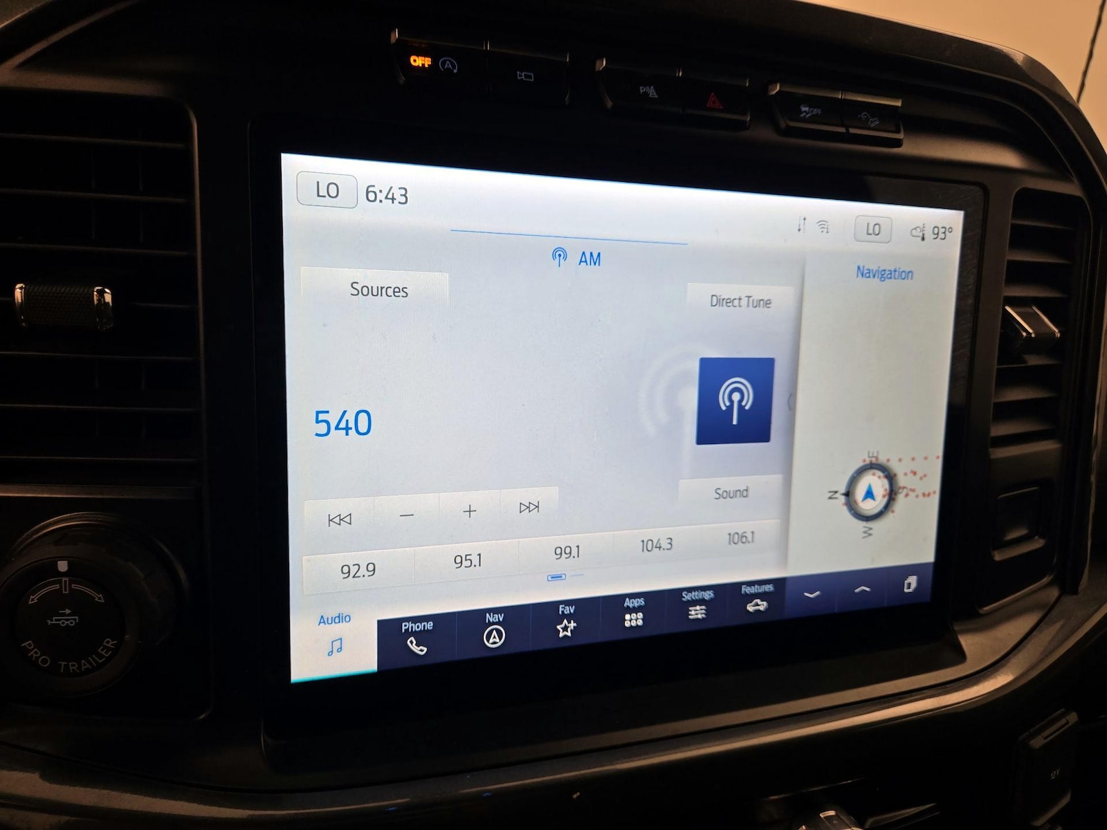 2023 Ford F-150 XLT - Photo 17