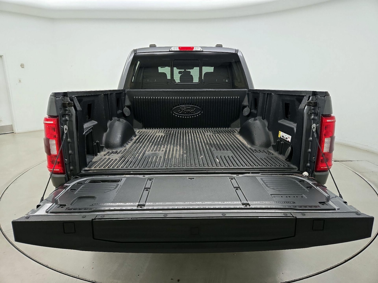 2023 Ford F-150 XLT - Photo 23