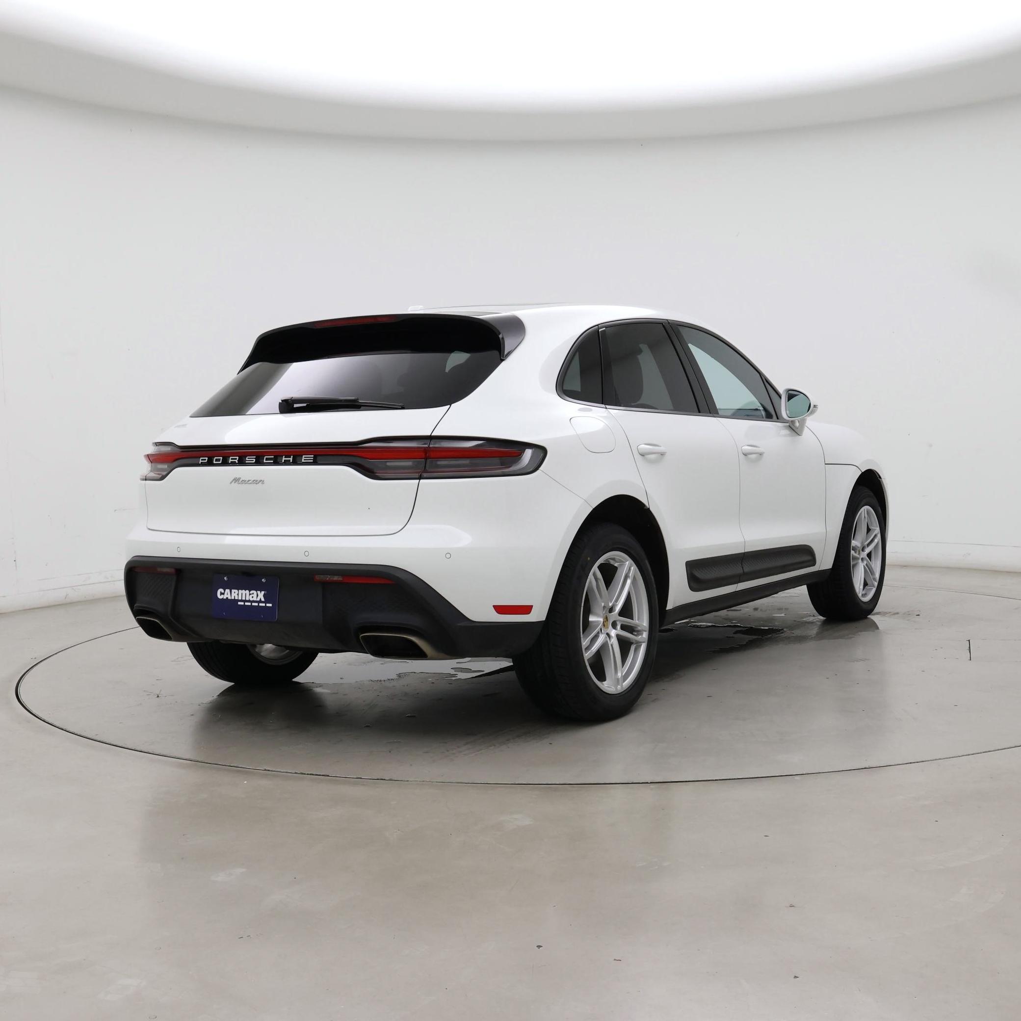 Thumbnail: 2022 Porsche Macan - 8