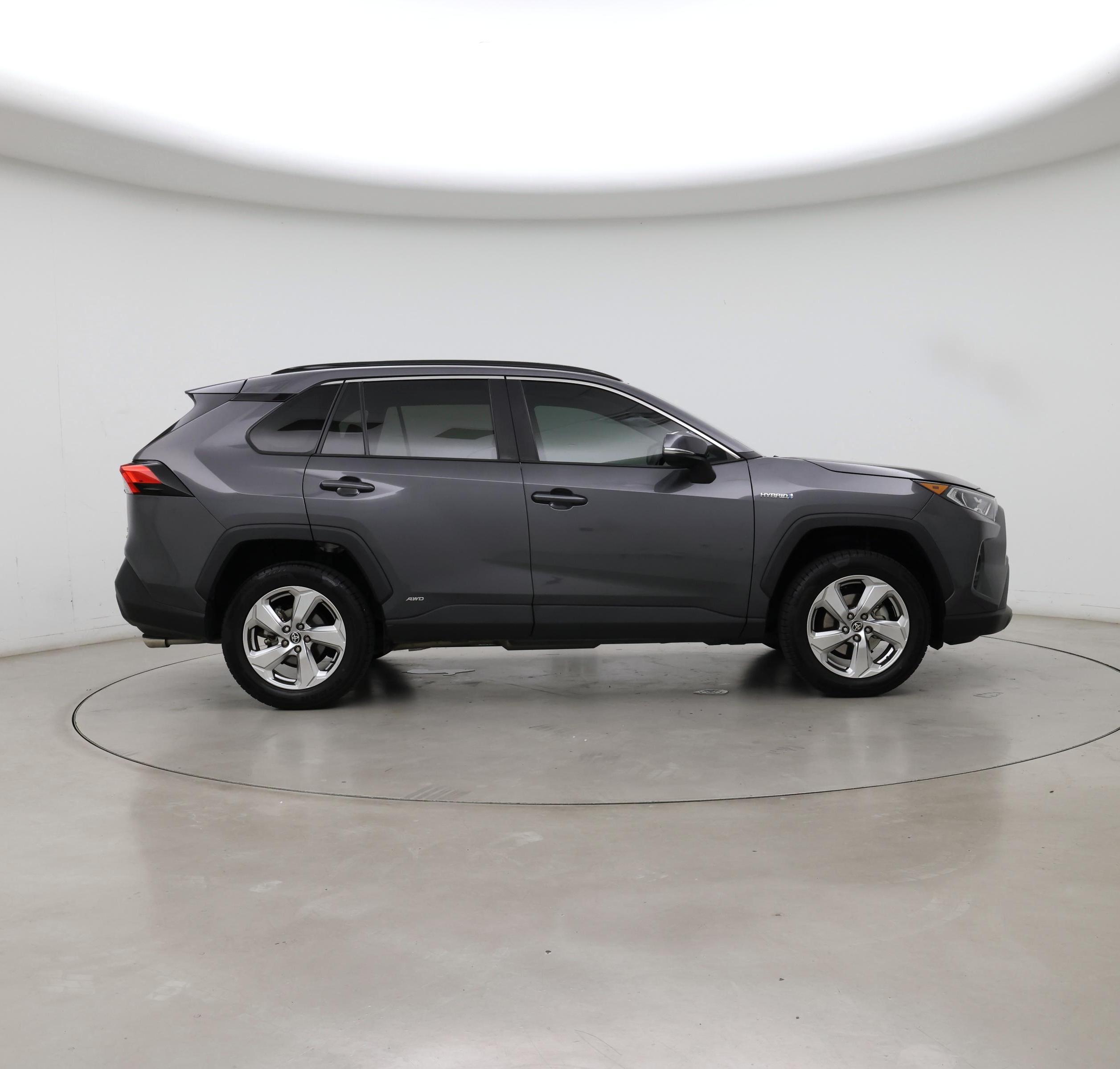 Thumbnail: 2021 Toyota RAV4 - 7