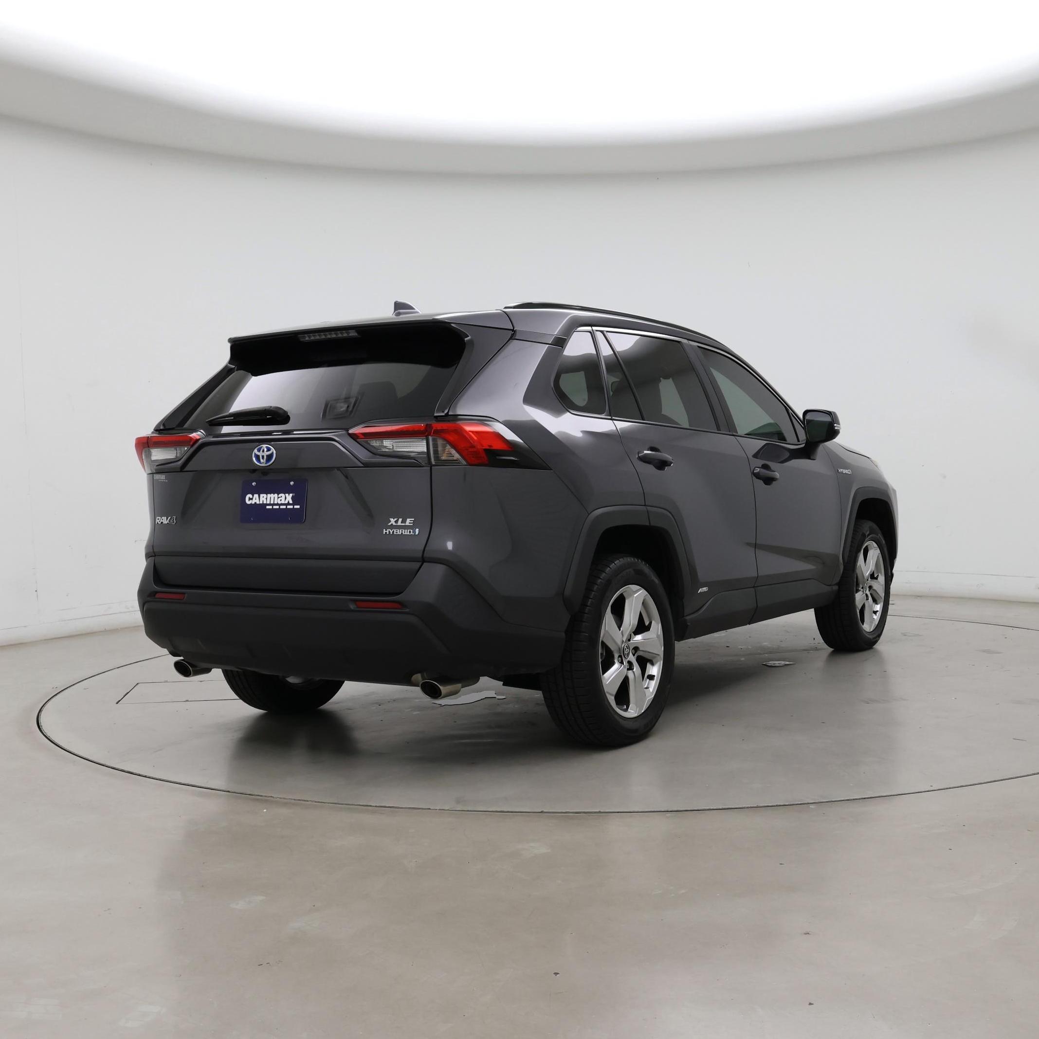 Thumbnail: 2021 Toyota RAV4 - 8