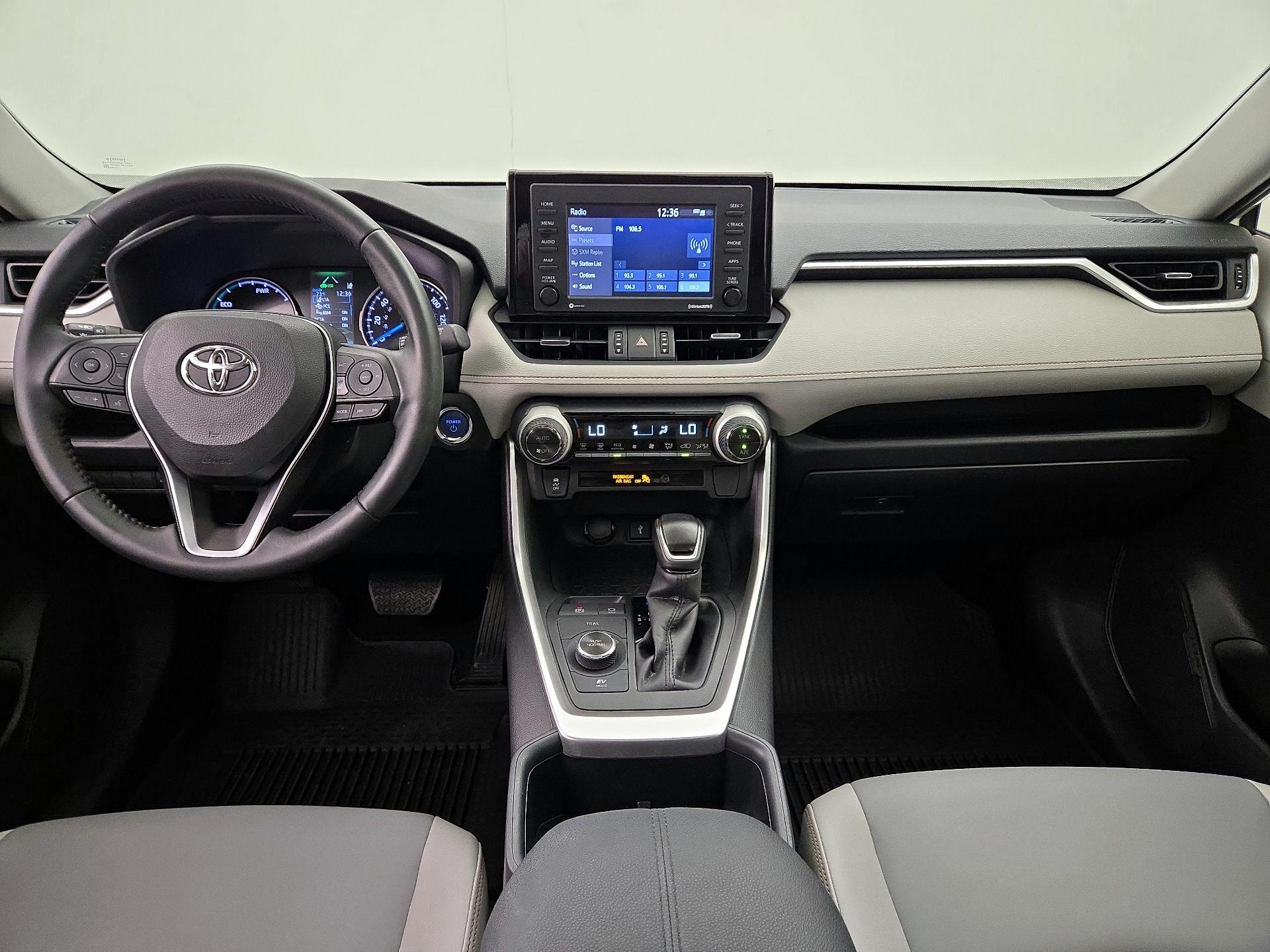 Thumbnail: 2022 Toyota RAV4 - 9