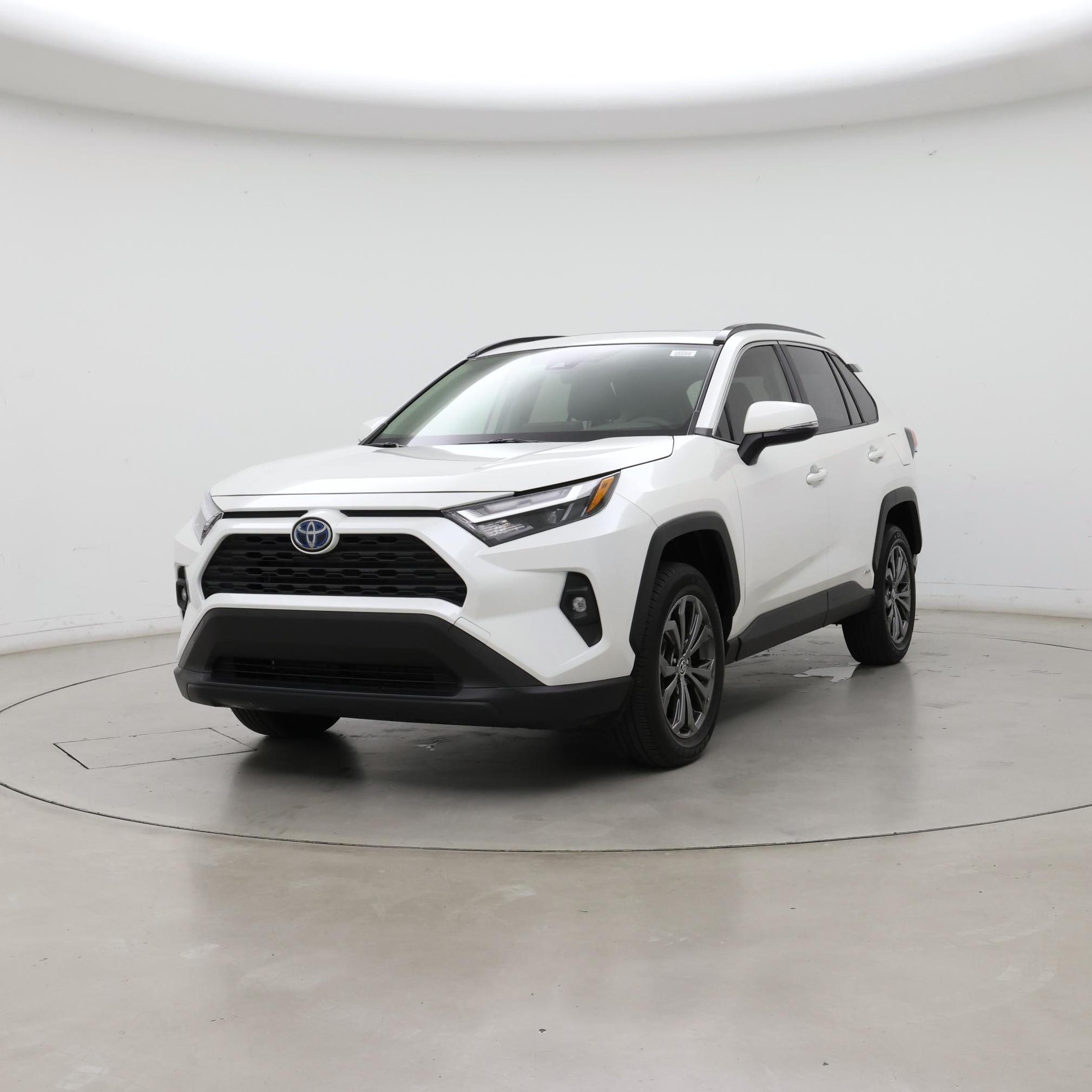 Thumbnail: 2022 Toyota RAV4 - 4