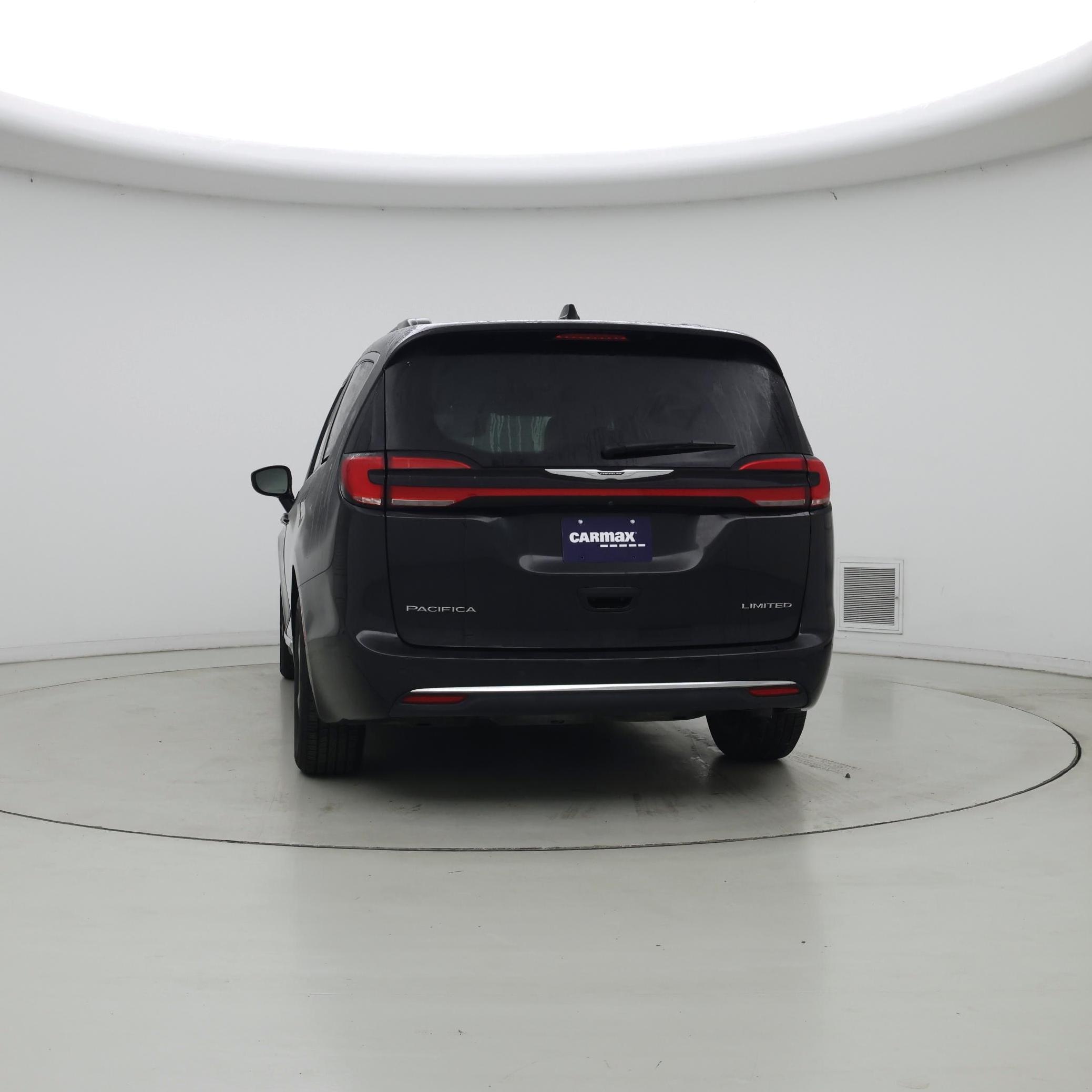 Thumbnail: 2023 Chrysler Pacifica - 6