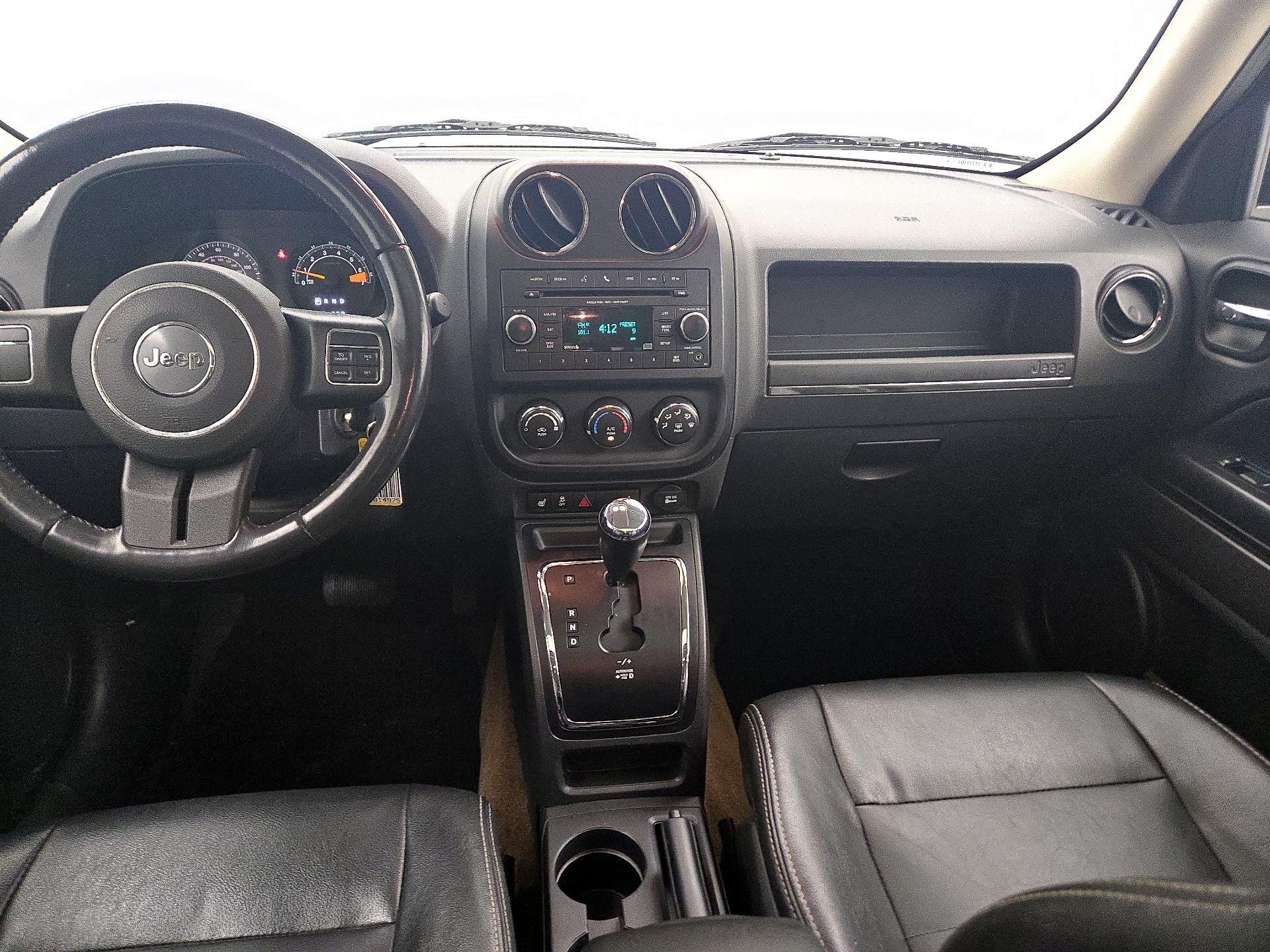 Thumbnail: 2017 Jeep Patriot - 9
