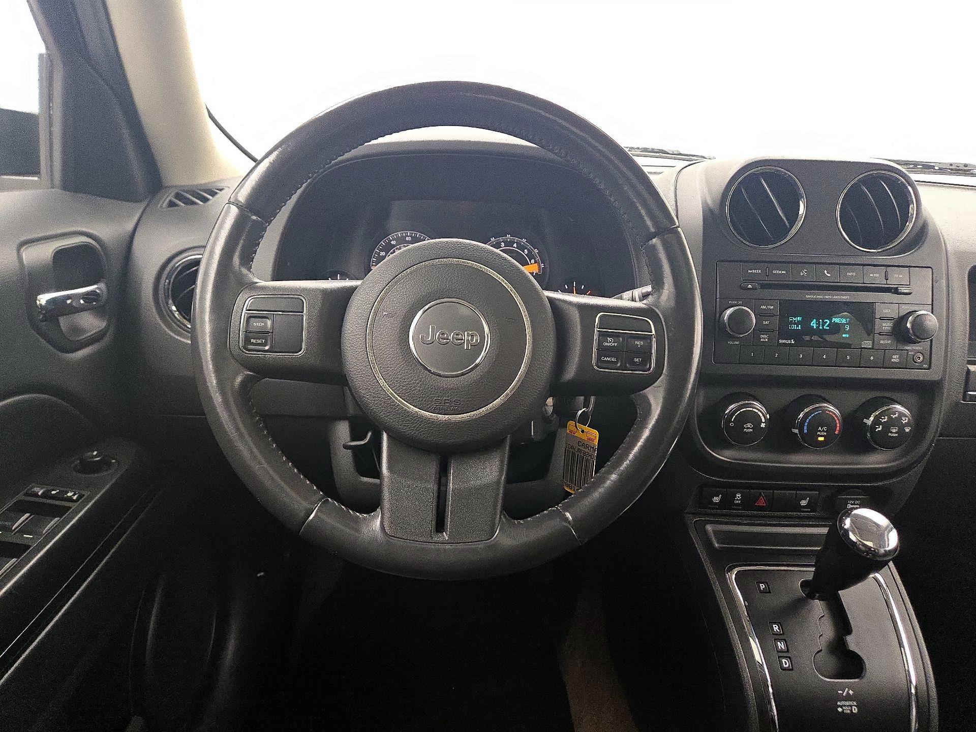 Thumbnail: 2017 Jeep Patriot - 10