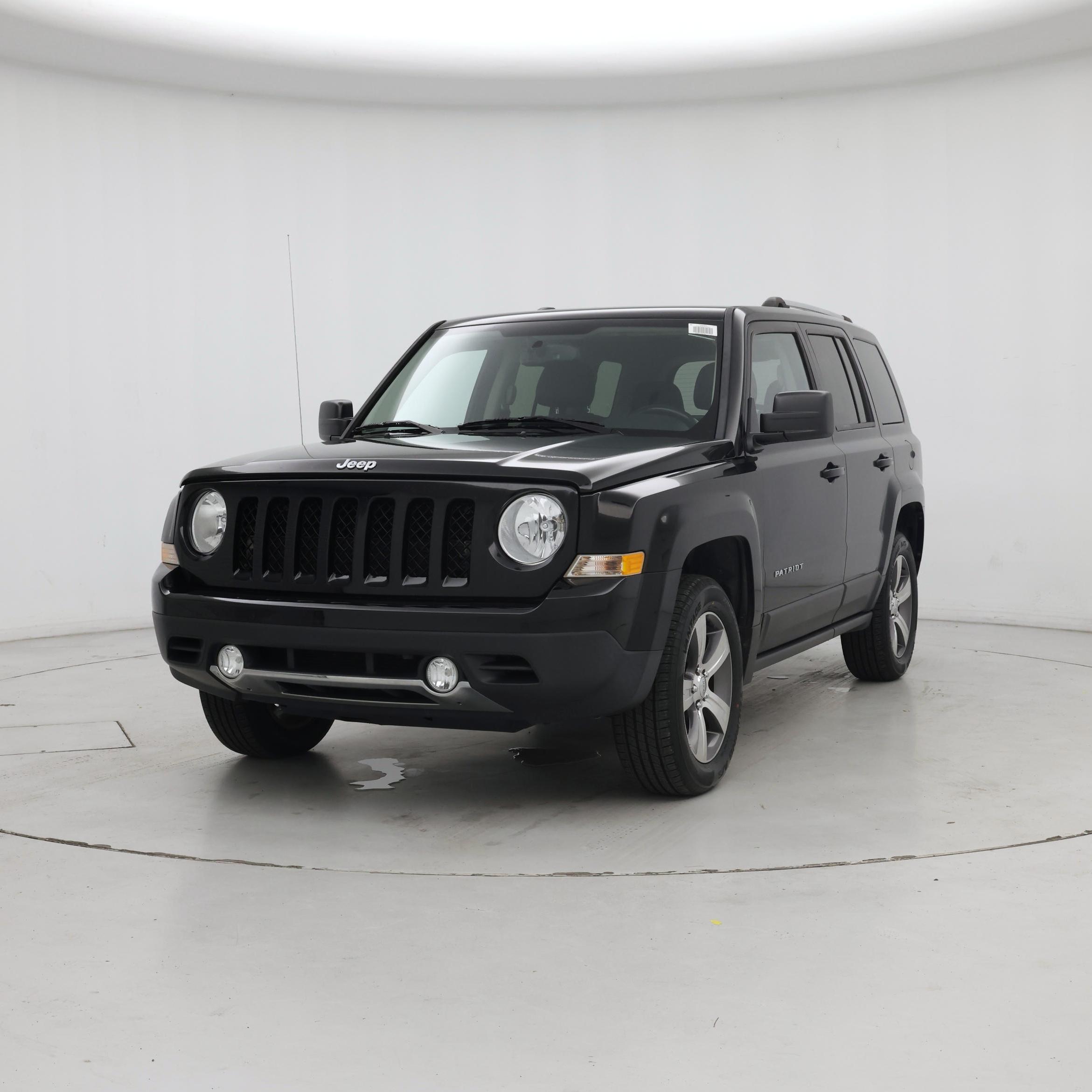Thumbnail: 2017 Jeep Patriot - 4