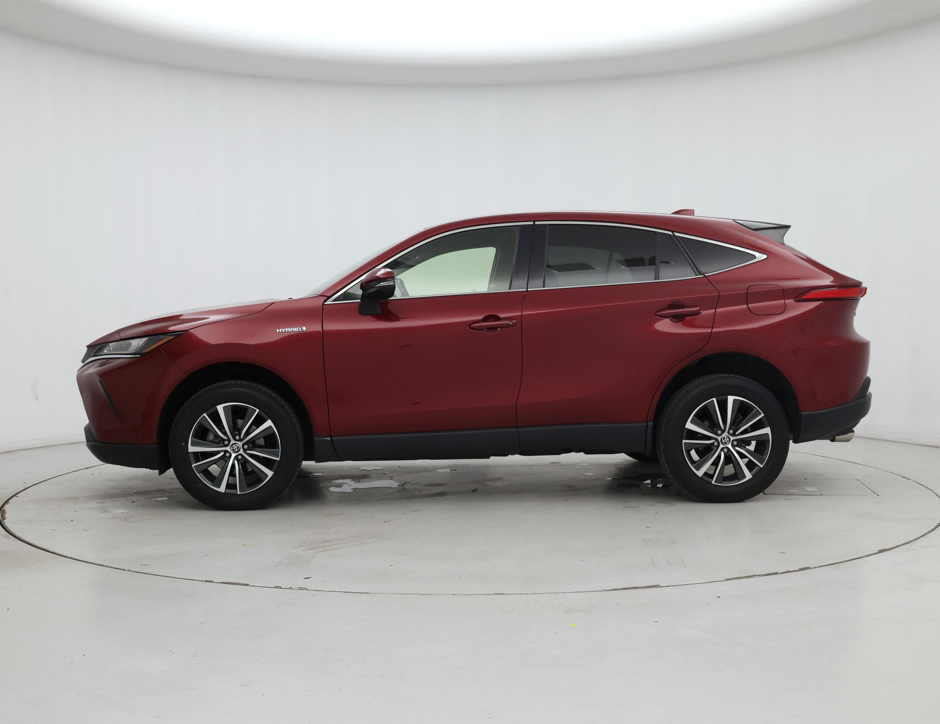 Thumbnail: 2021 Toyota Venza - 3