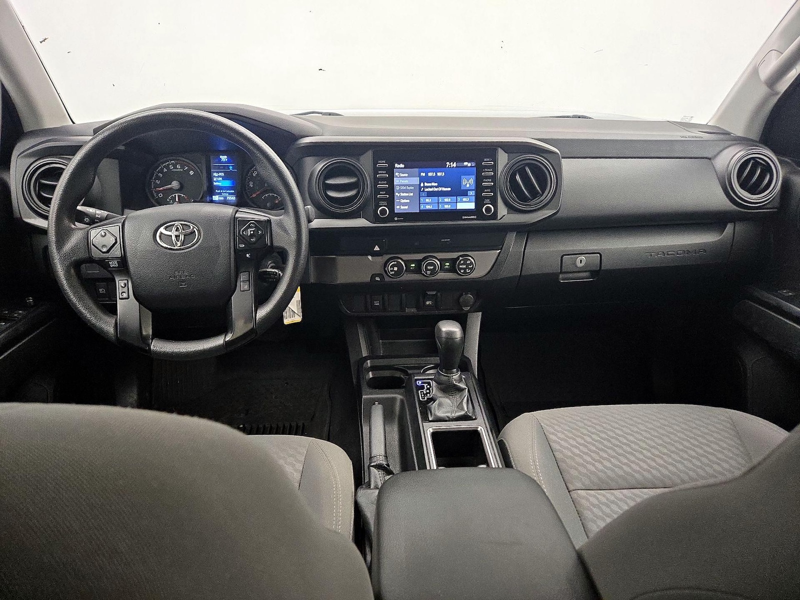 2022 Toyota Tacoma SR - Photo 10