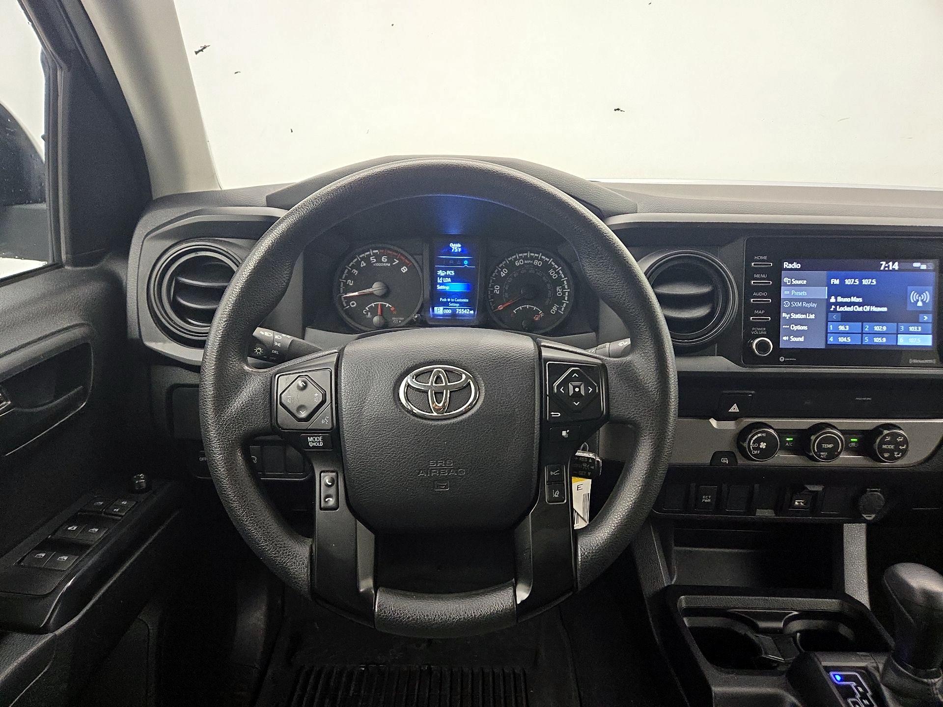 Thumbnail: 2022 Toyota Tacoma - 10