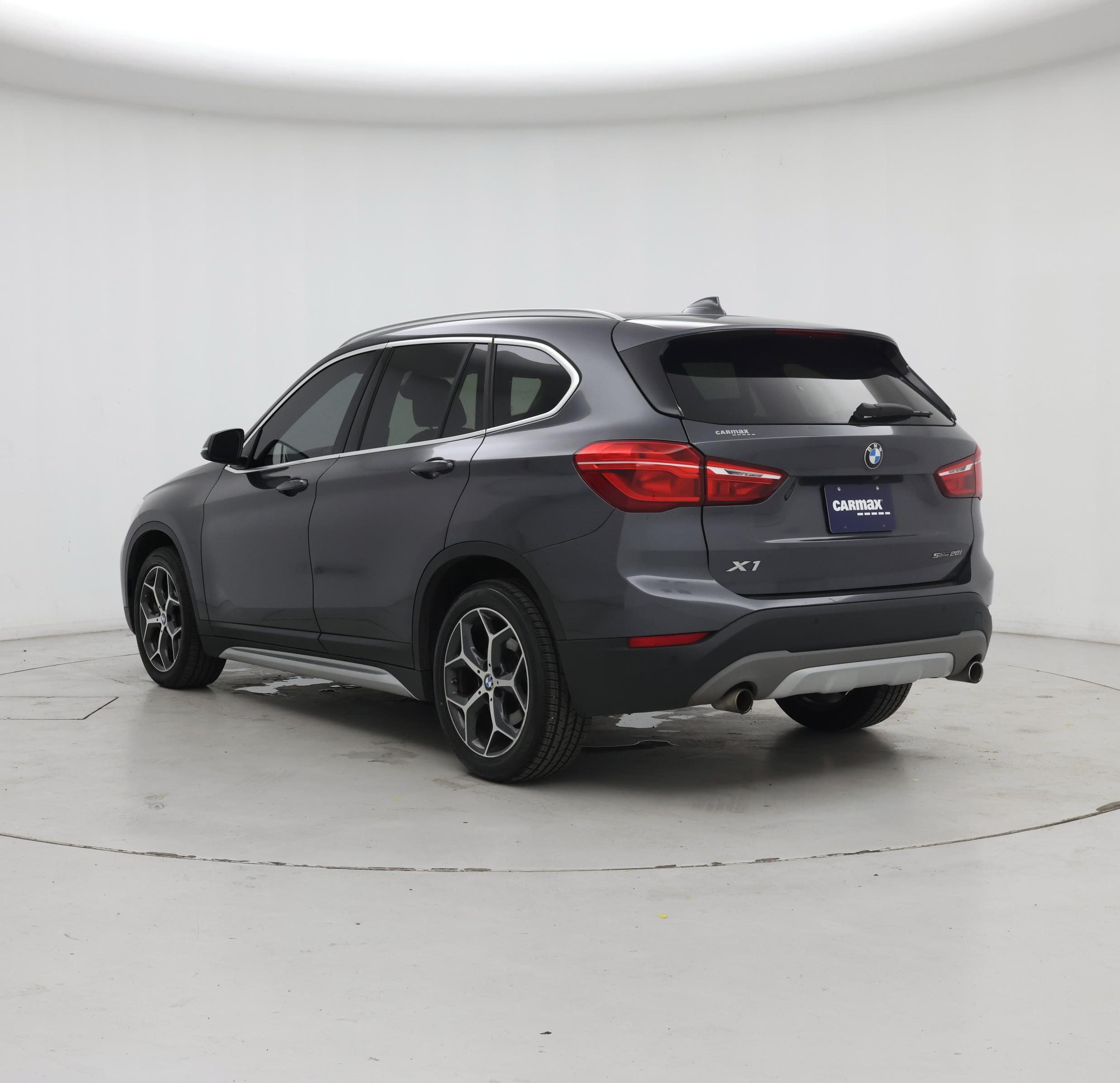 Thumbnail: 2019 BMW X1 - 2