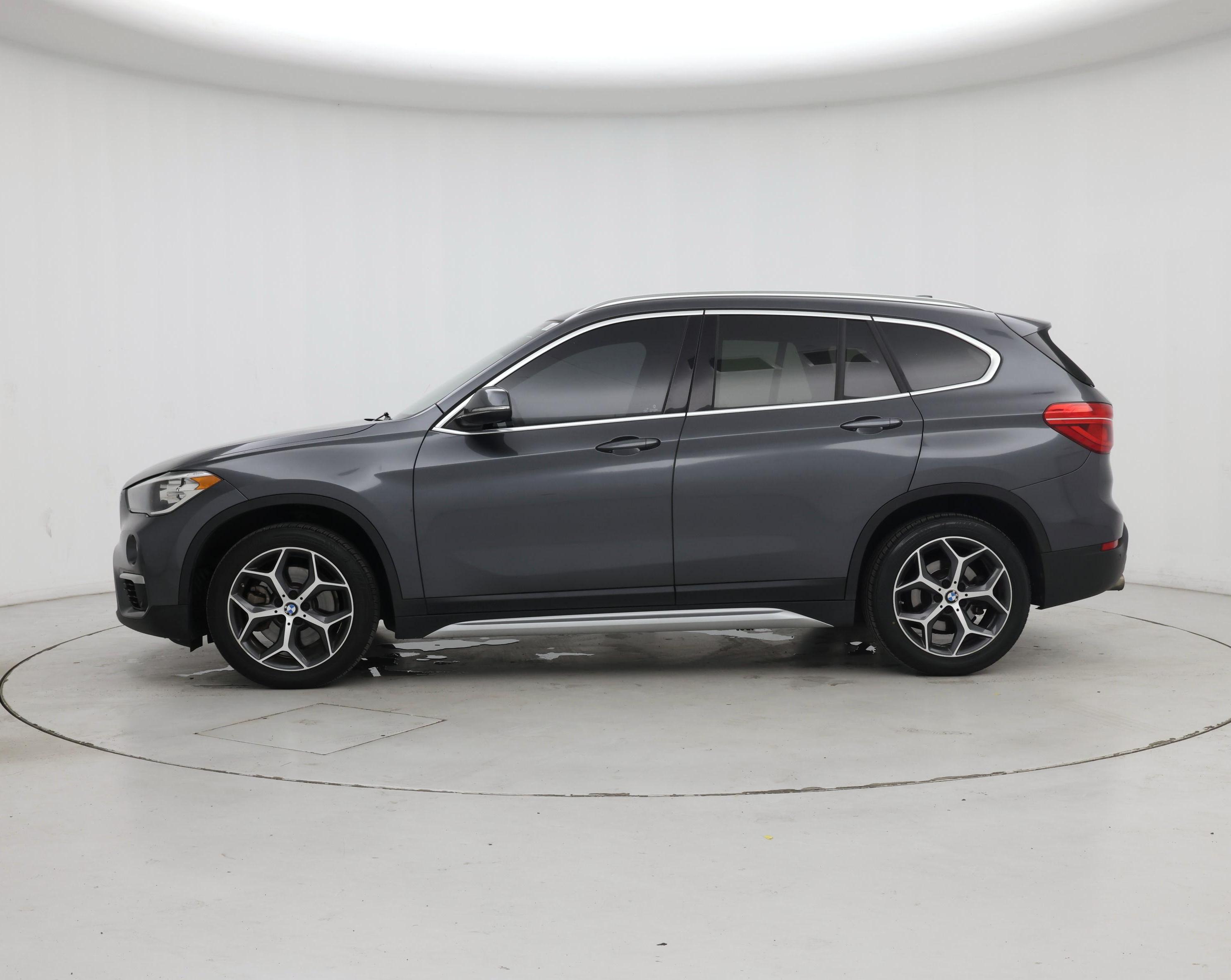 Thumbnail: 2019 BMW X1 - 3