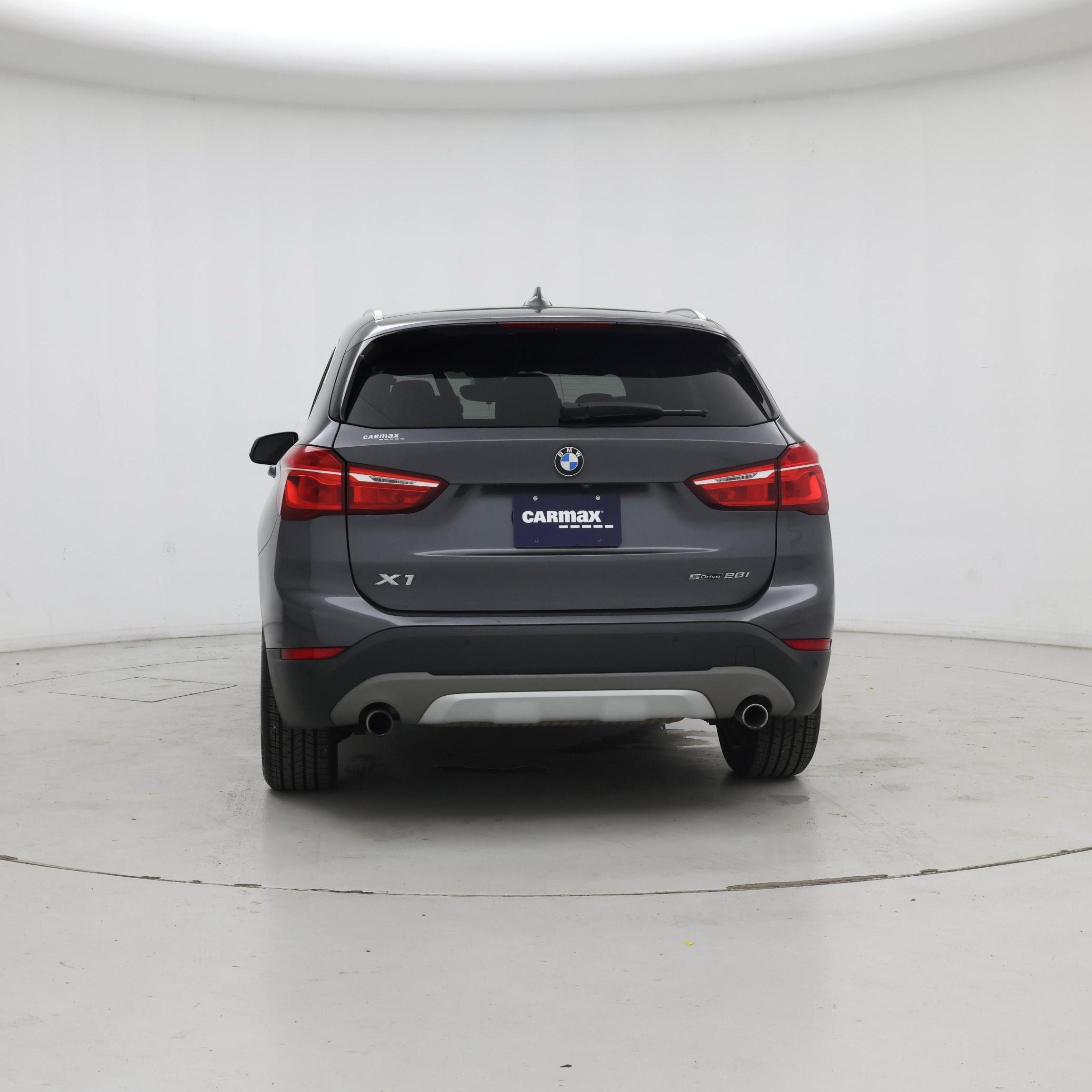 Thumbnail: 2019 BMW X1 - 6