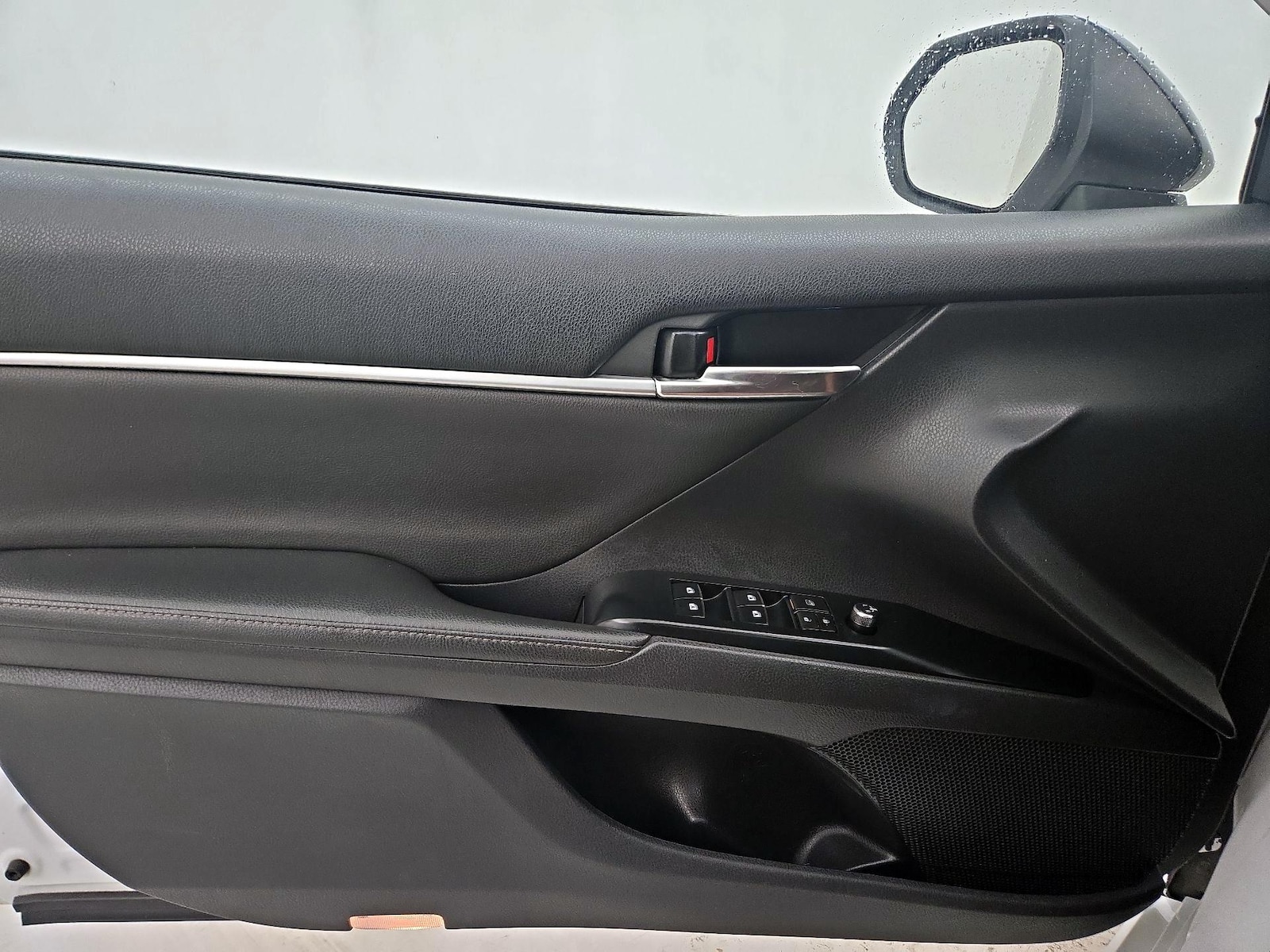 2019 Toyota Camry XSE - Photo 13