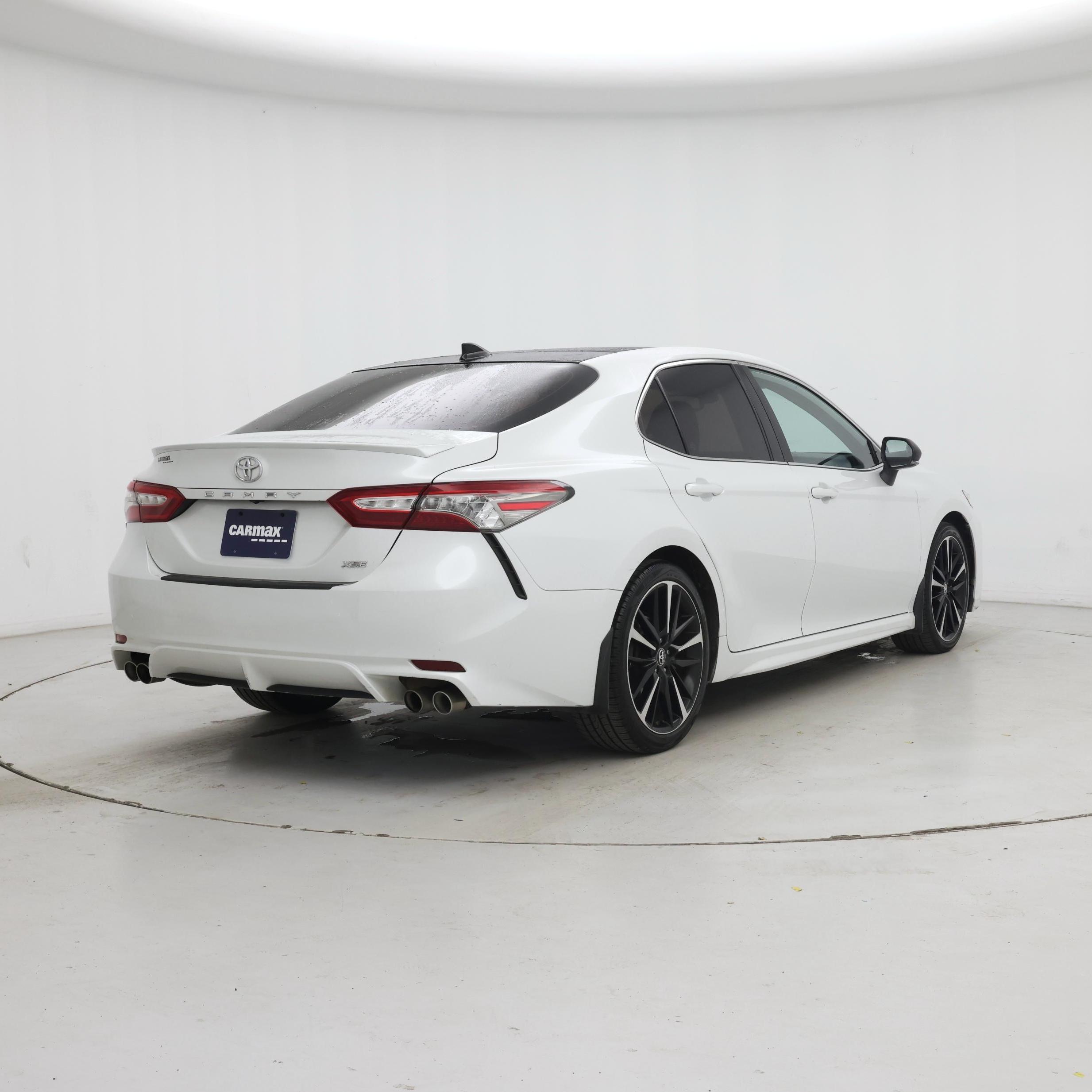 Thumbnail: 2019 Toyota Camry - 8