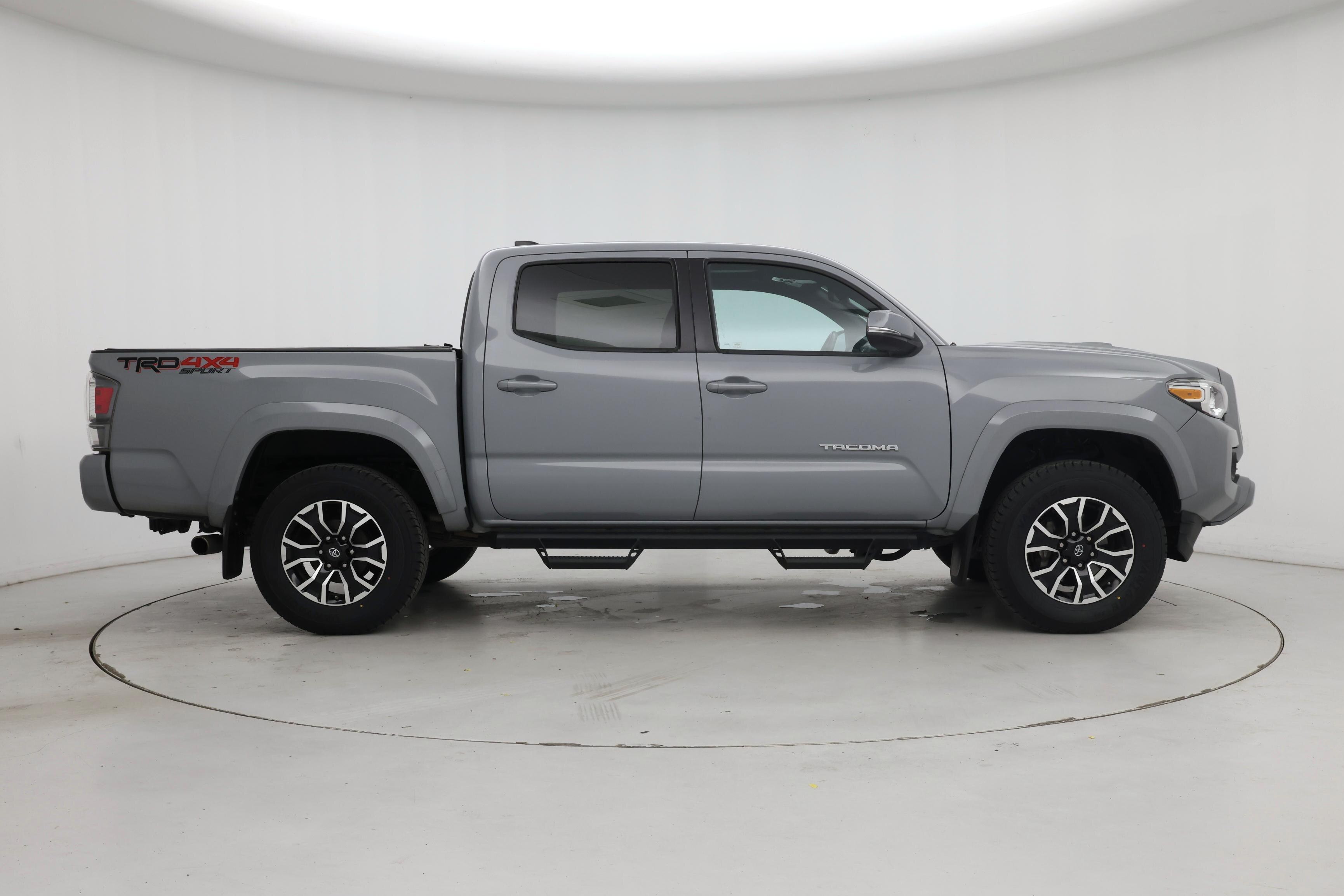 Thumbnail: 2020 Toyota Tacoma - 7