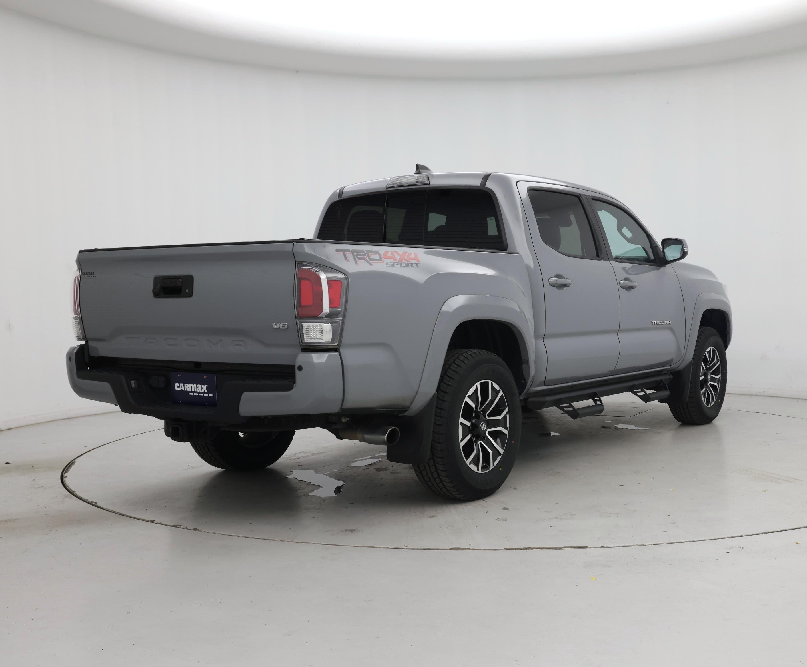 Thumbnail: 2020 Toyota Tacoma - 8