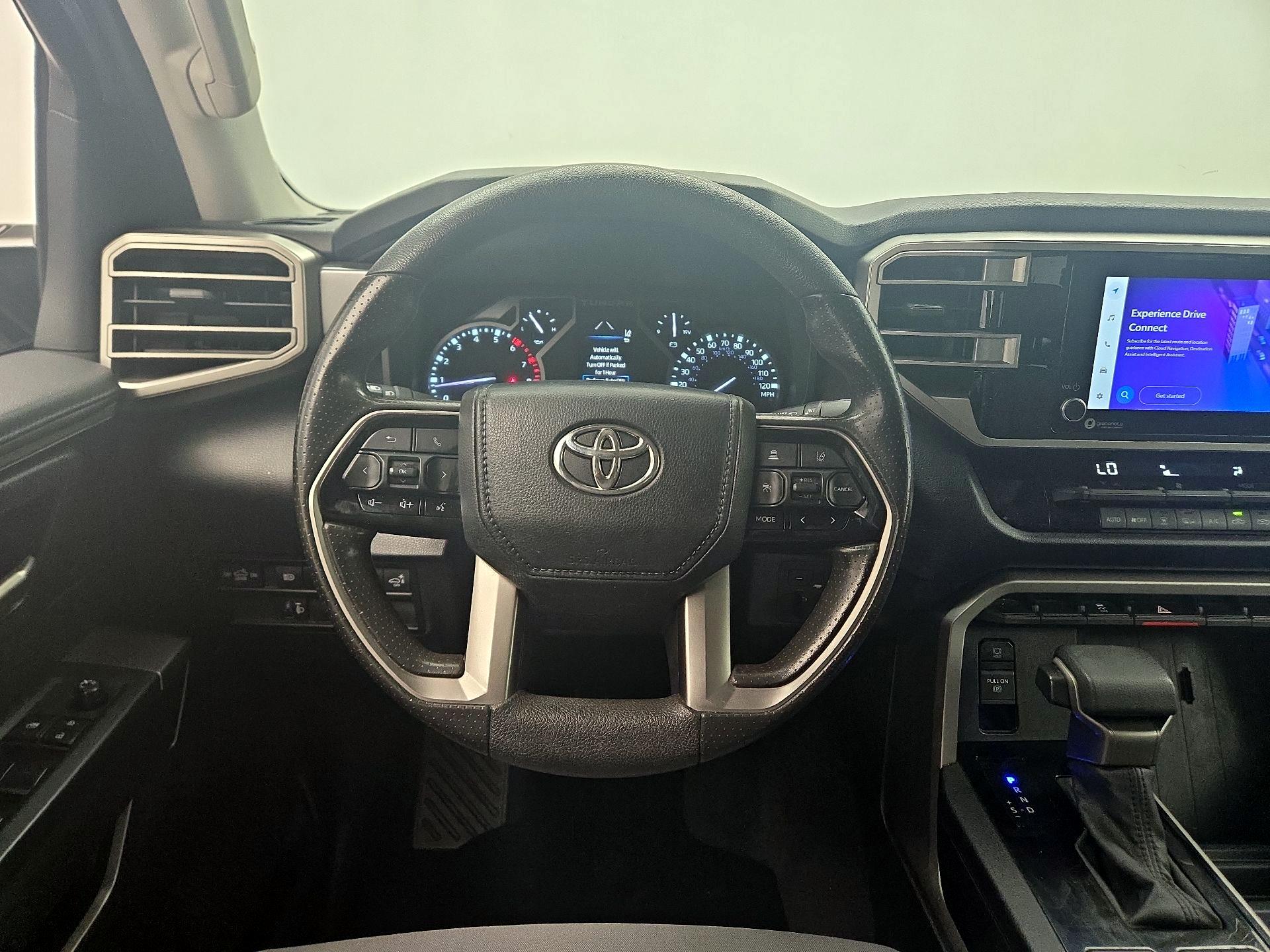 Thumbnail: 2022 Toyota Tundra - 10