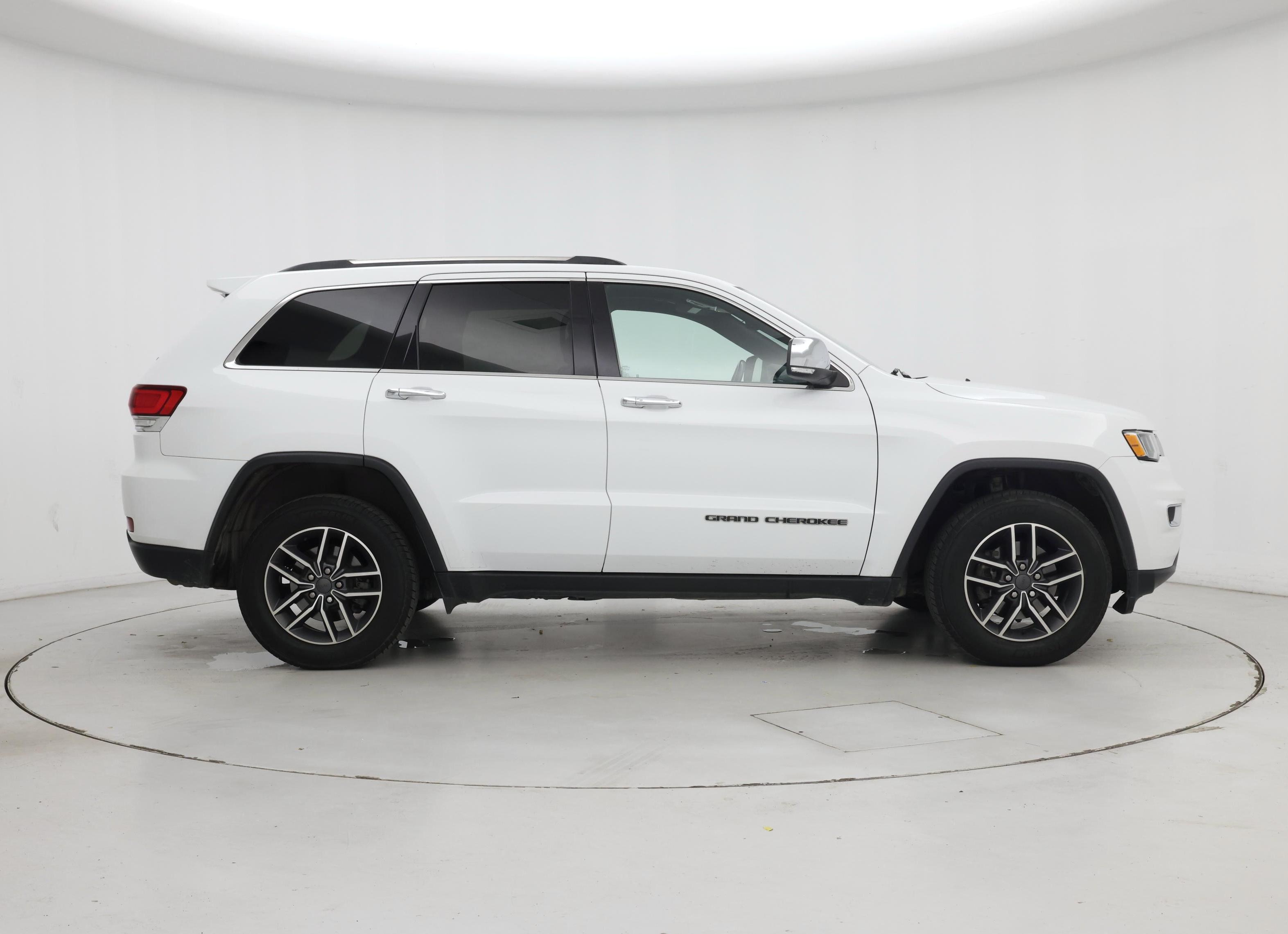Thumbnail: 2020 Jeep Grand Cherokee - 7