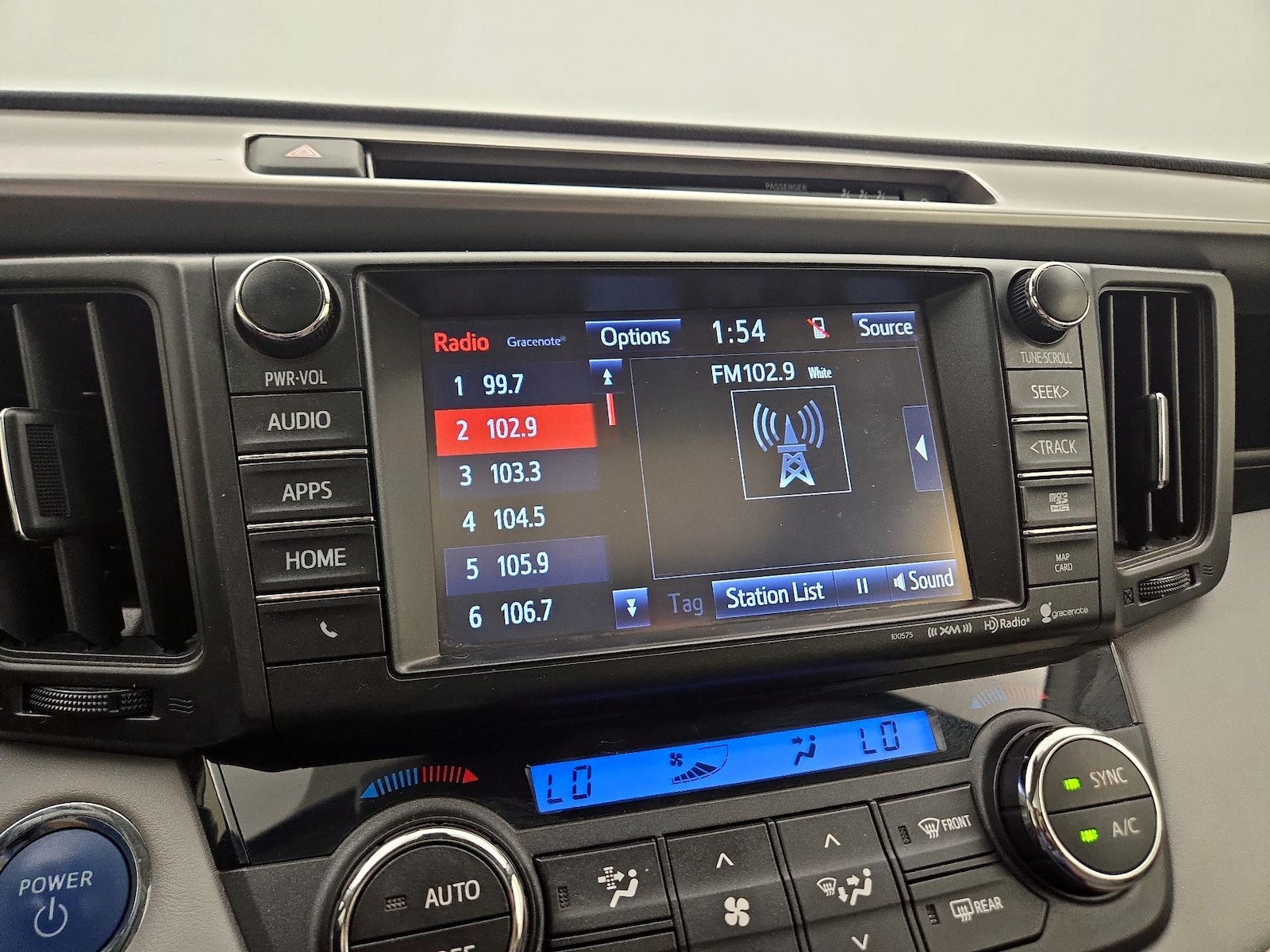 2017 Toyota RAV4 Limited - Photo 17