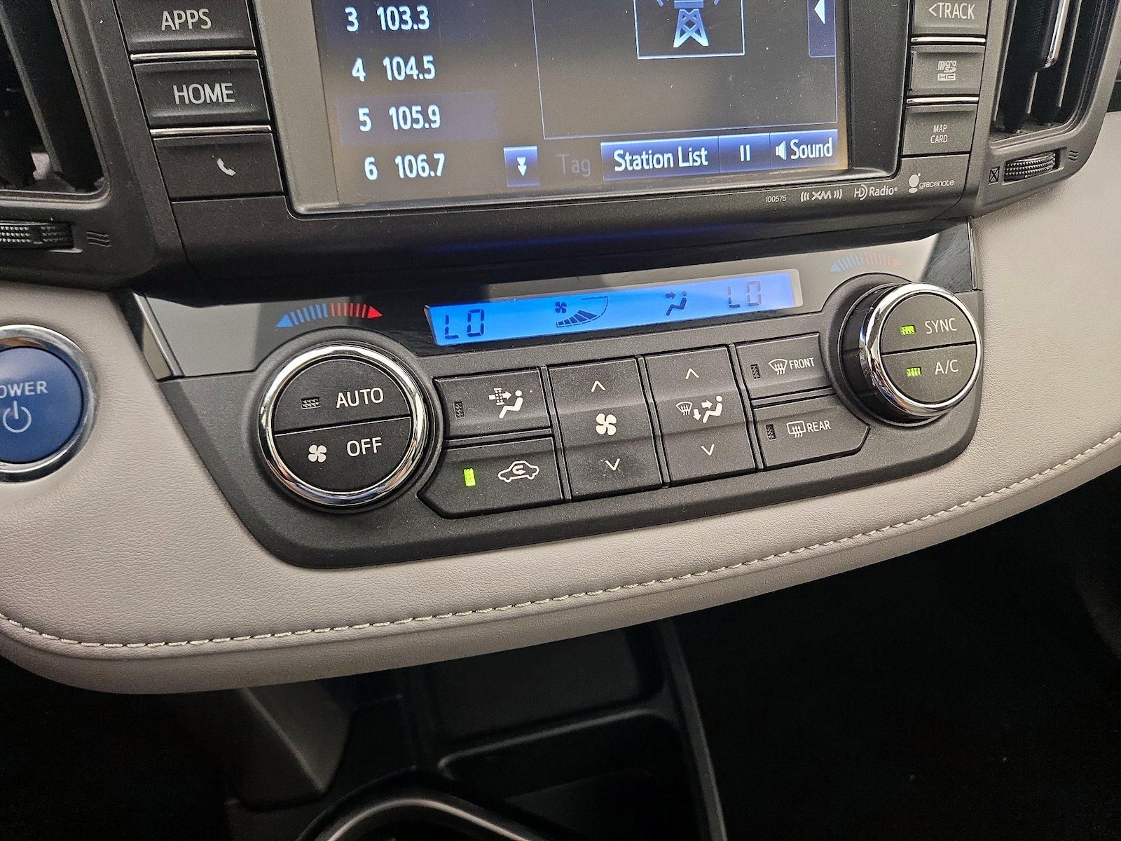2017 Toyota RAV4 Limited - Photo 18