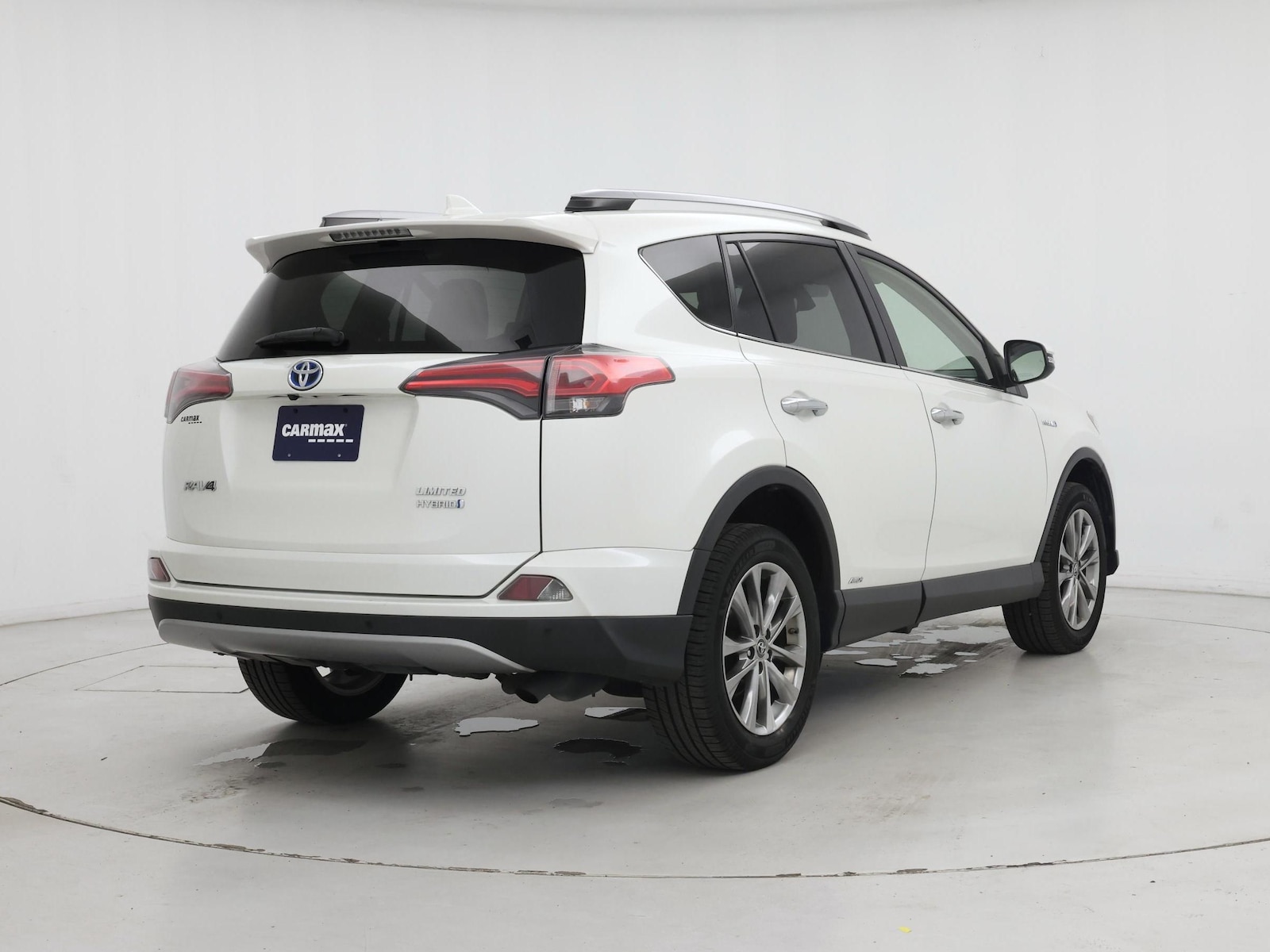 2017 Toyota RAV4 Limited - Photo 9