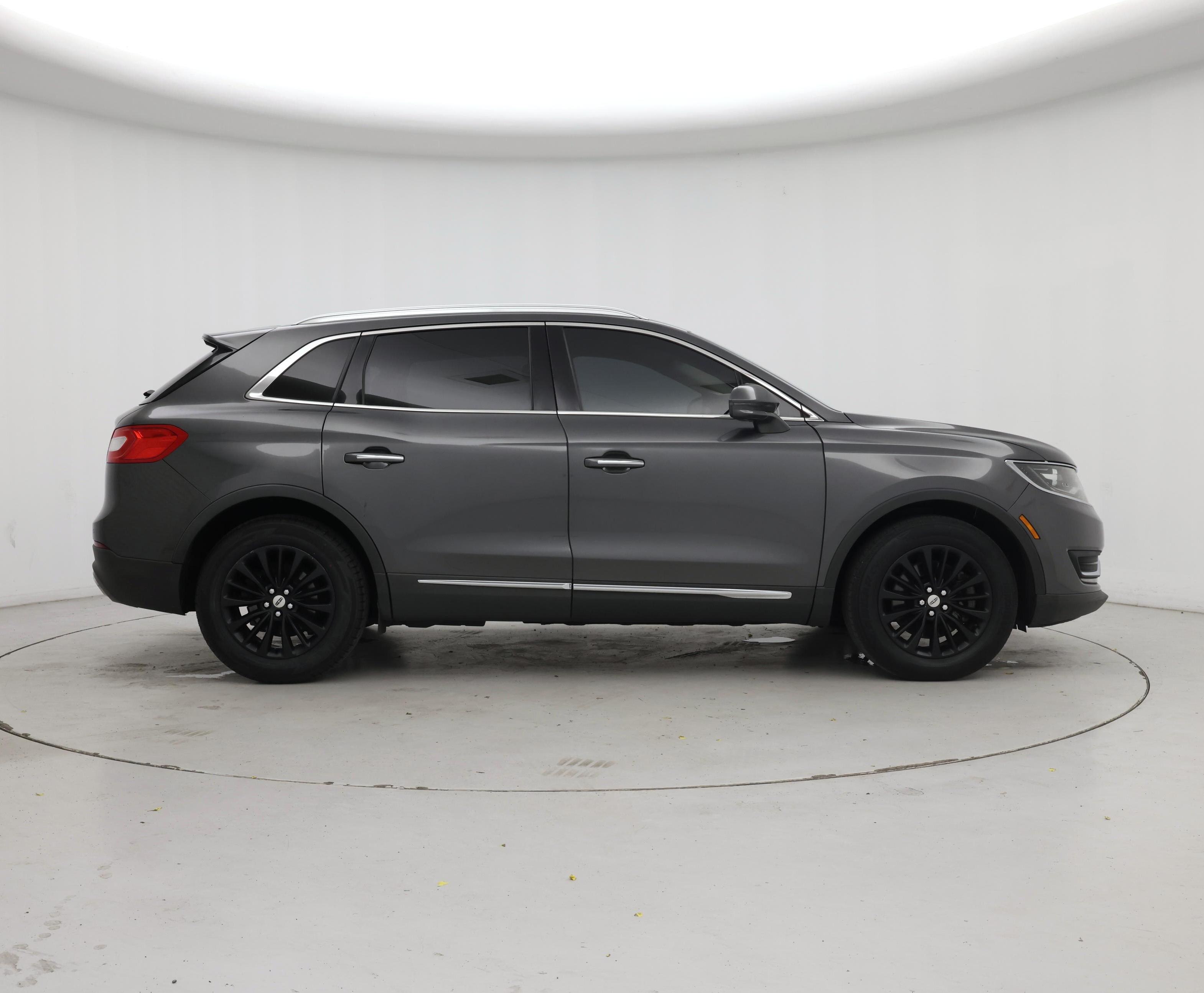 Thumbnail: 2017 Lincoln MKX - 7