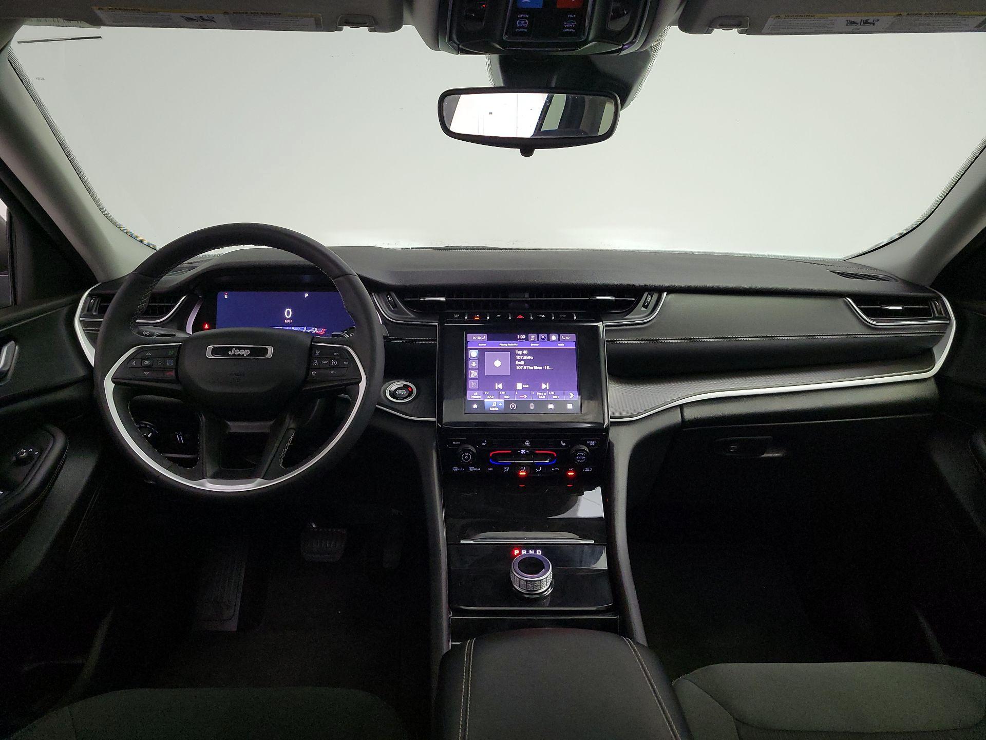 Thumbnail: 2023 Jeep Grand Cherokee L - 9