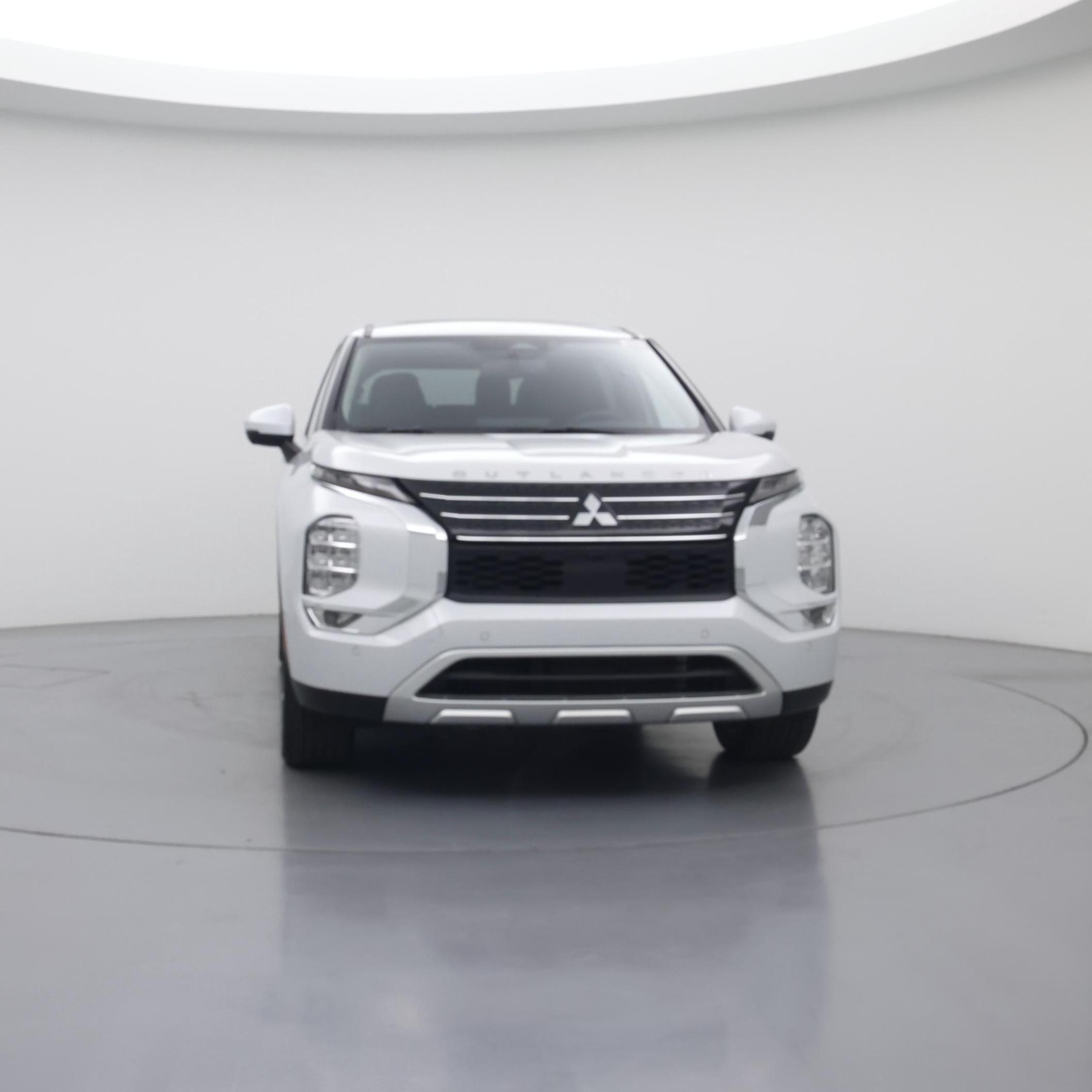 Thumbnail: 2024 Mitsubishi Outlander - 5