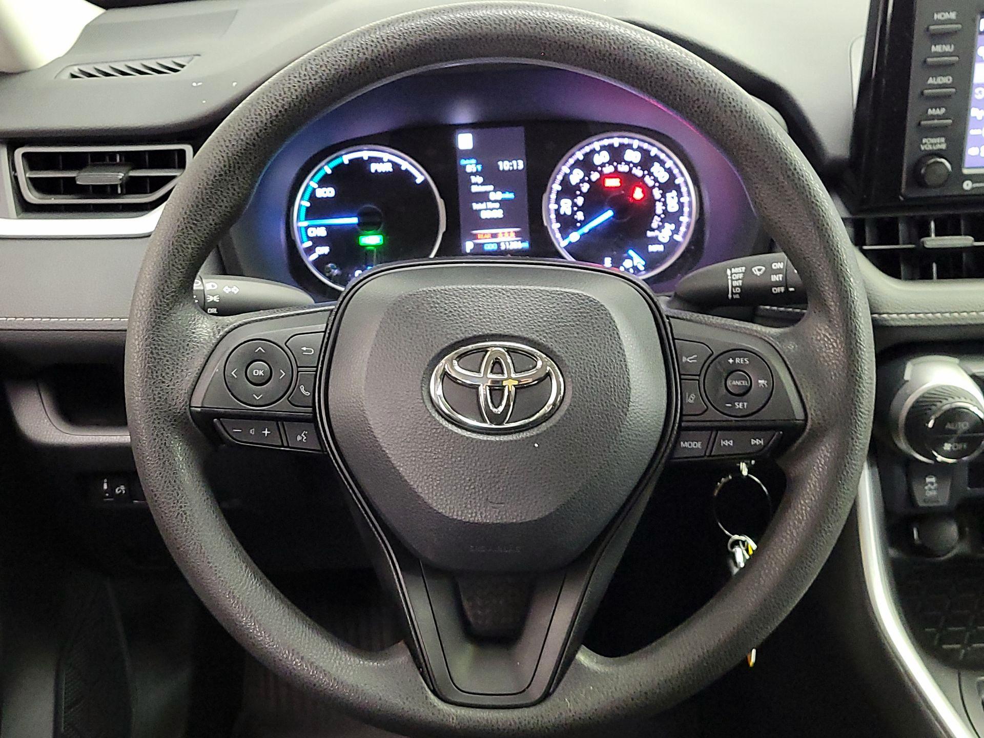 Thumbnail: 2022 Toyota RAV4 - 10