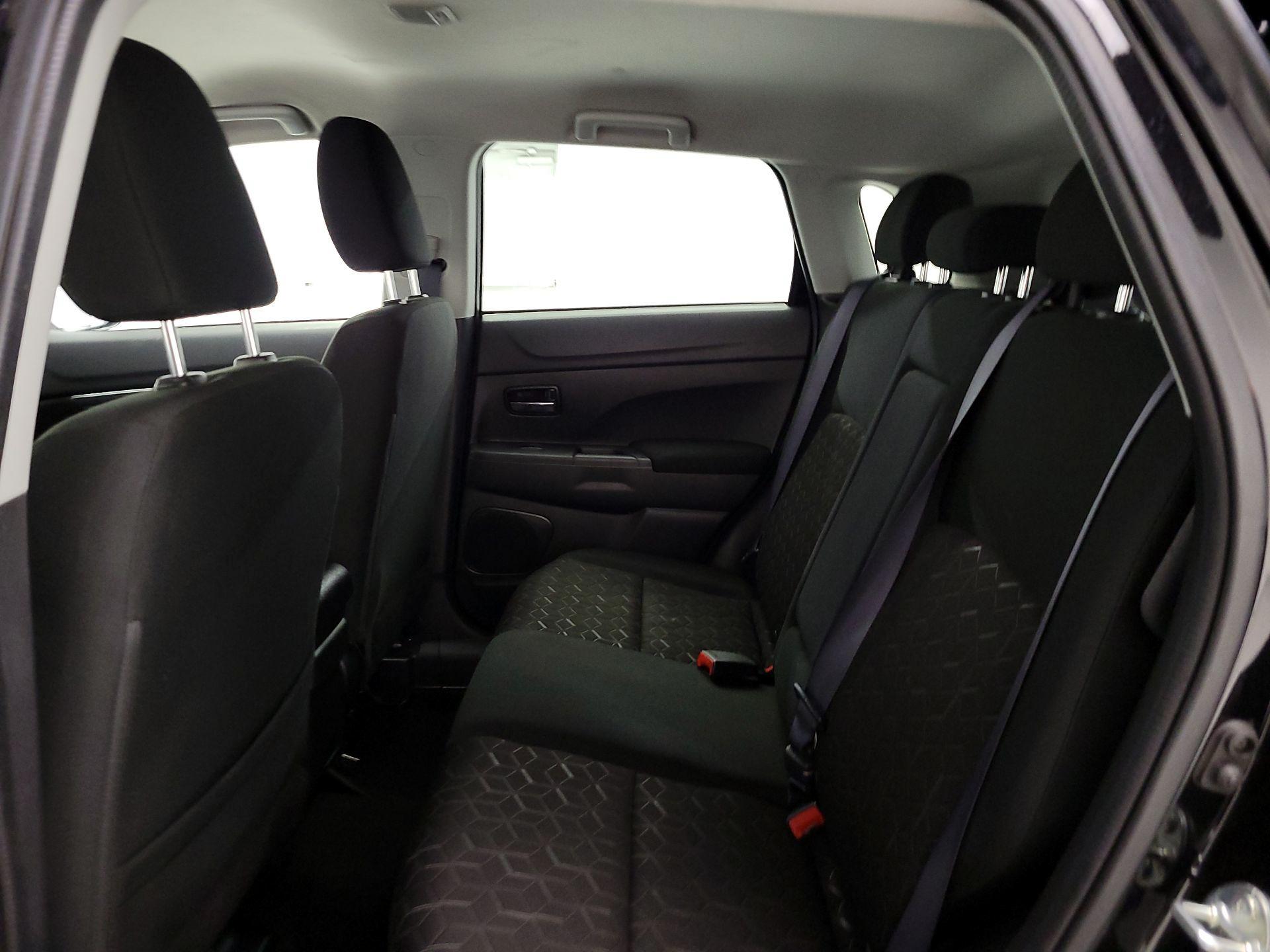 Thumbnail: 2024 Mitsubishi Outlander Sport - 19