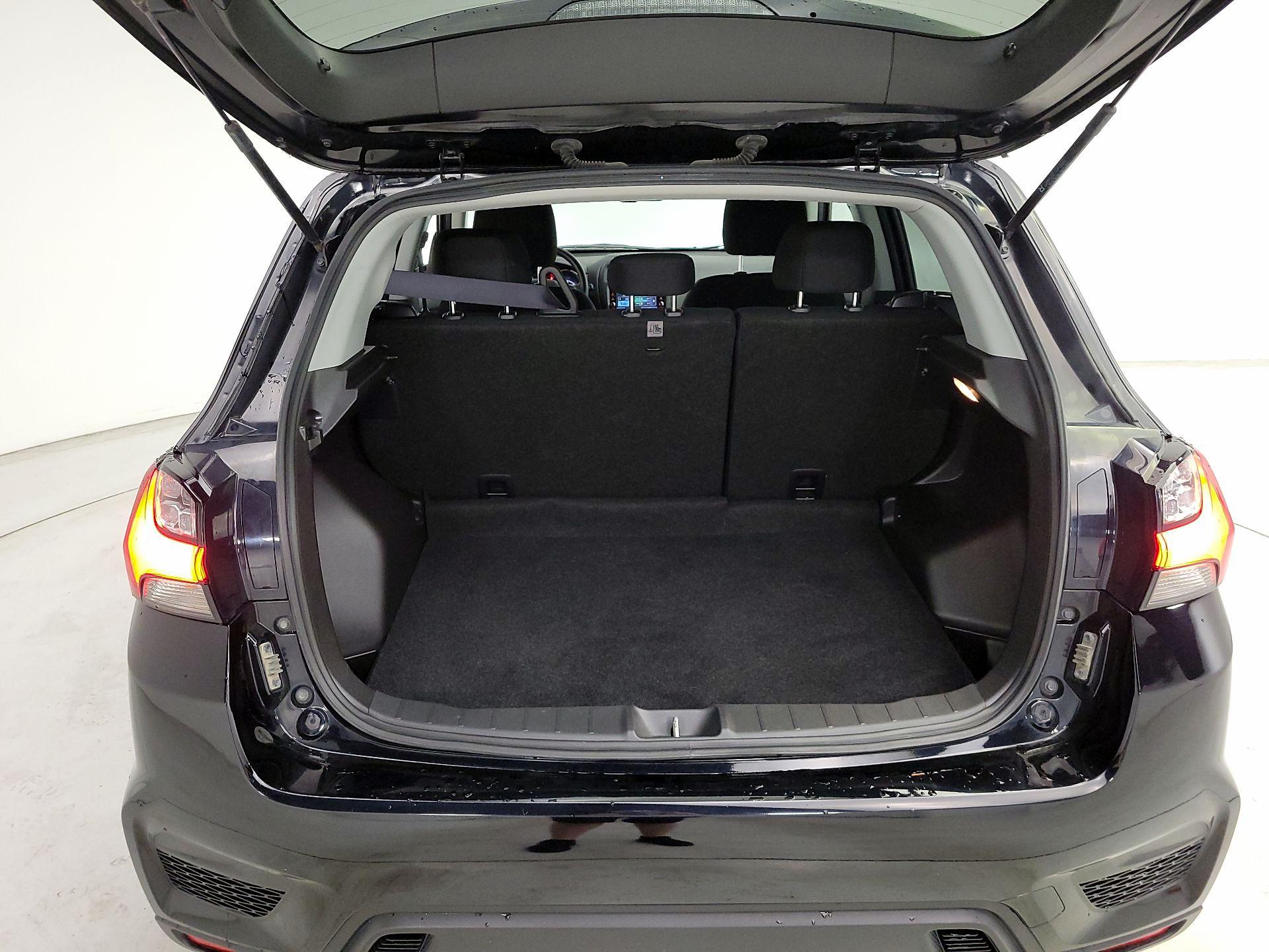 Thumbnail: 2024 Mitsubishi Outlander Sport - 20