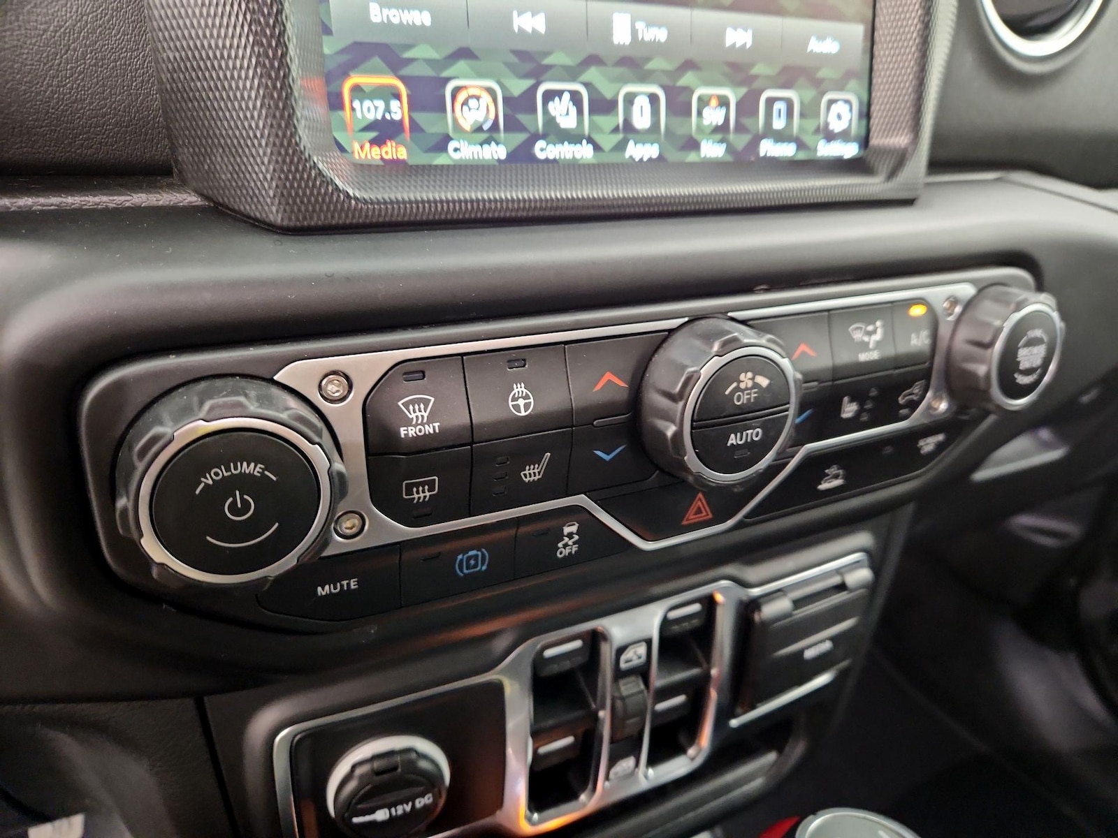 2023 Jeep Wrangler 4xe Sahara 4XE - Photo 18