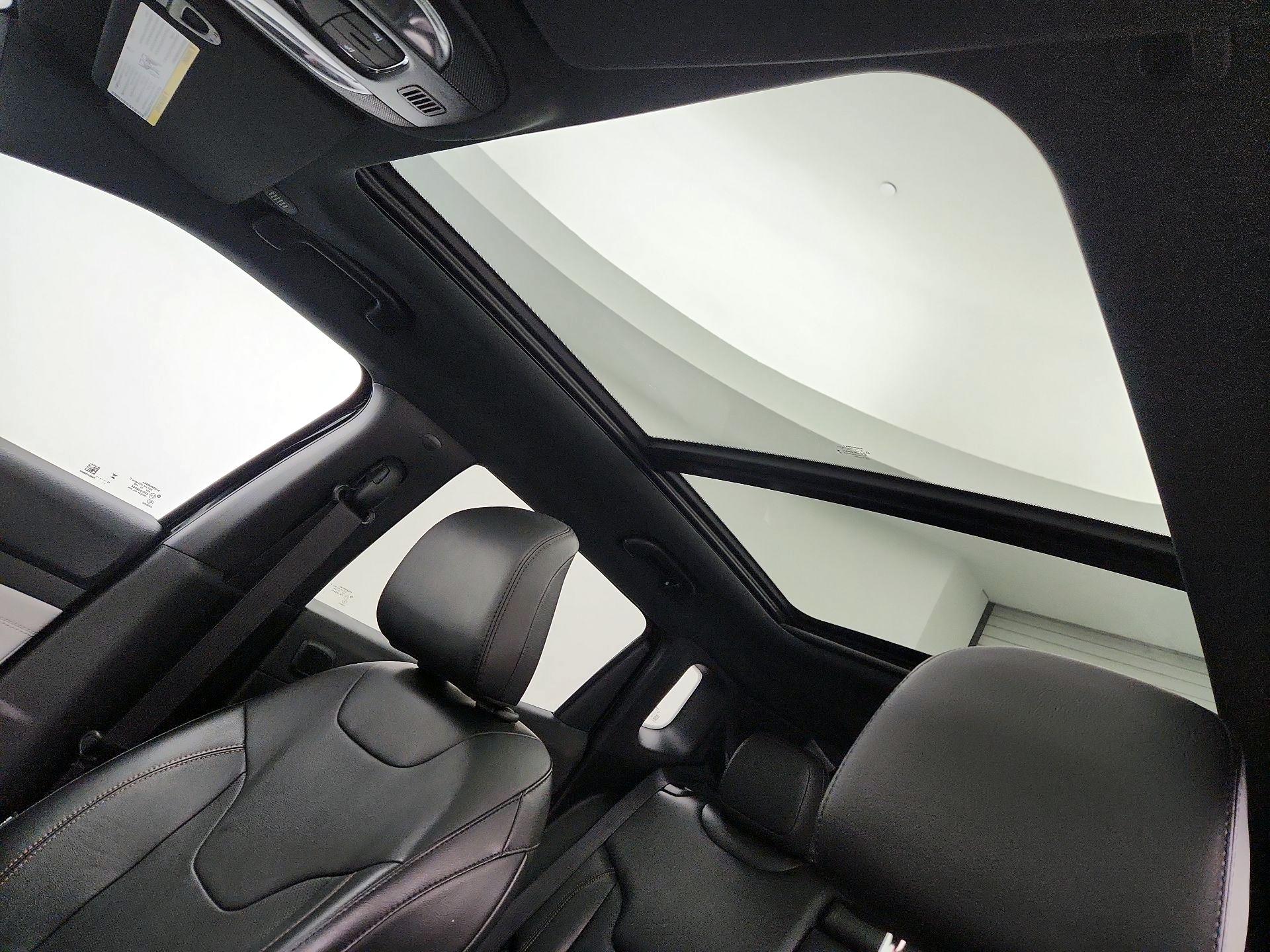 Thumbnail: 2023 Jeep Compass - 19