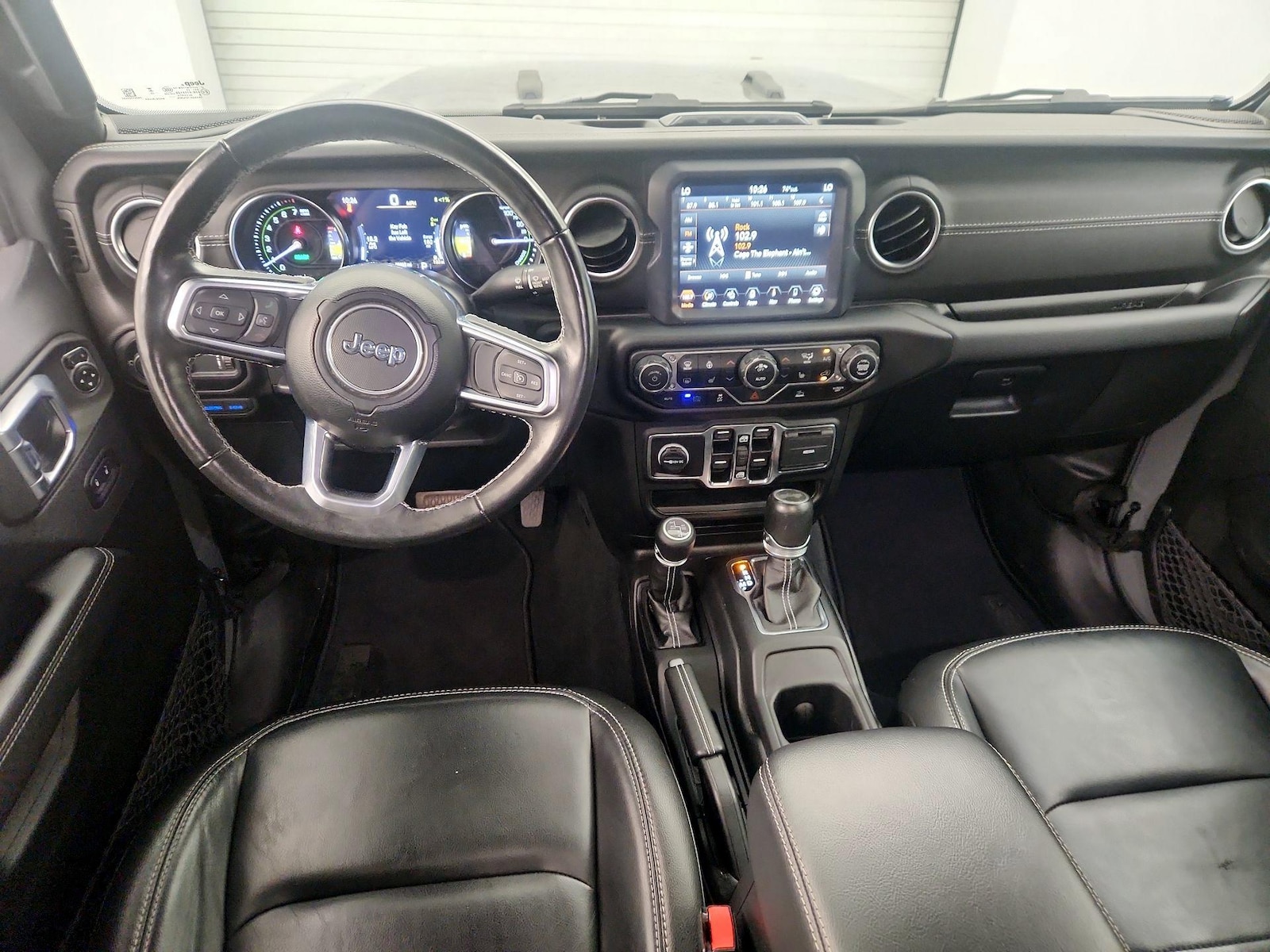Photo 10