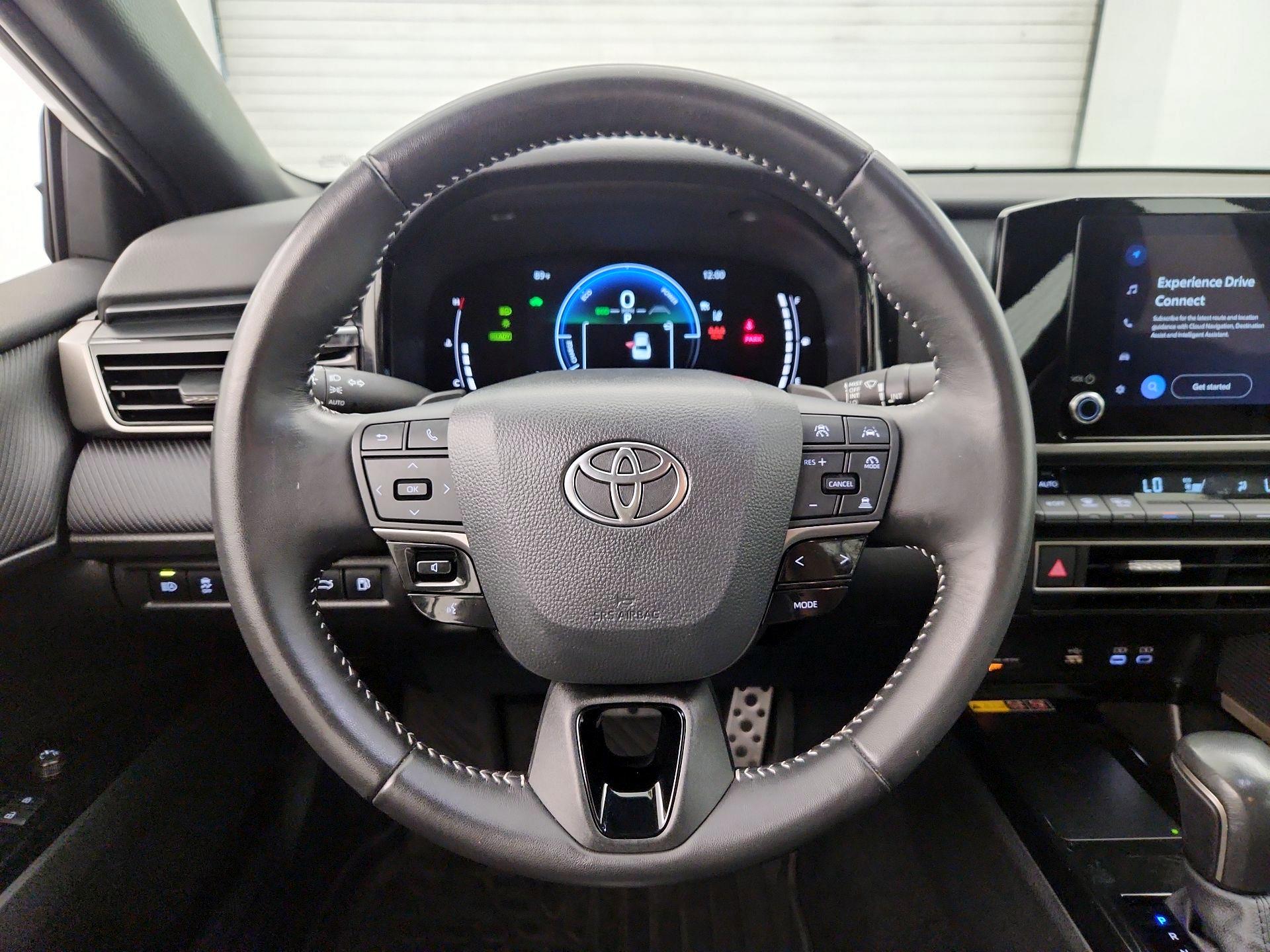 Thumbnail: 2025 Toyota Camry - 10