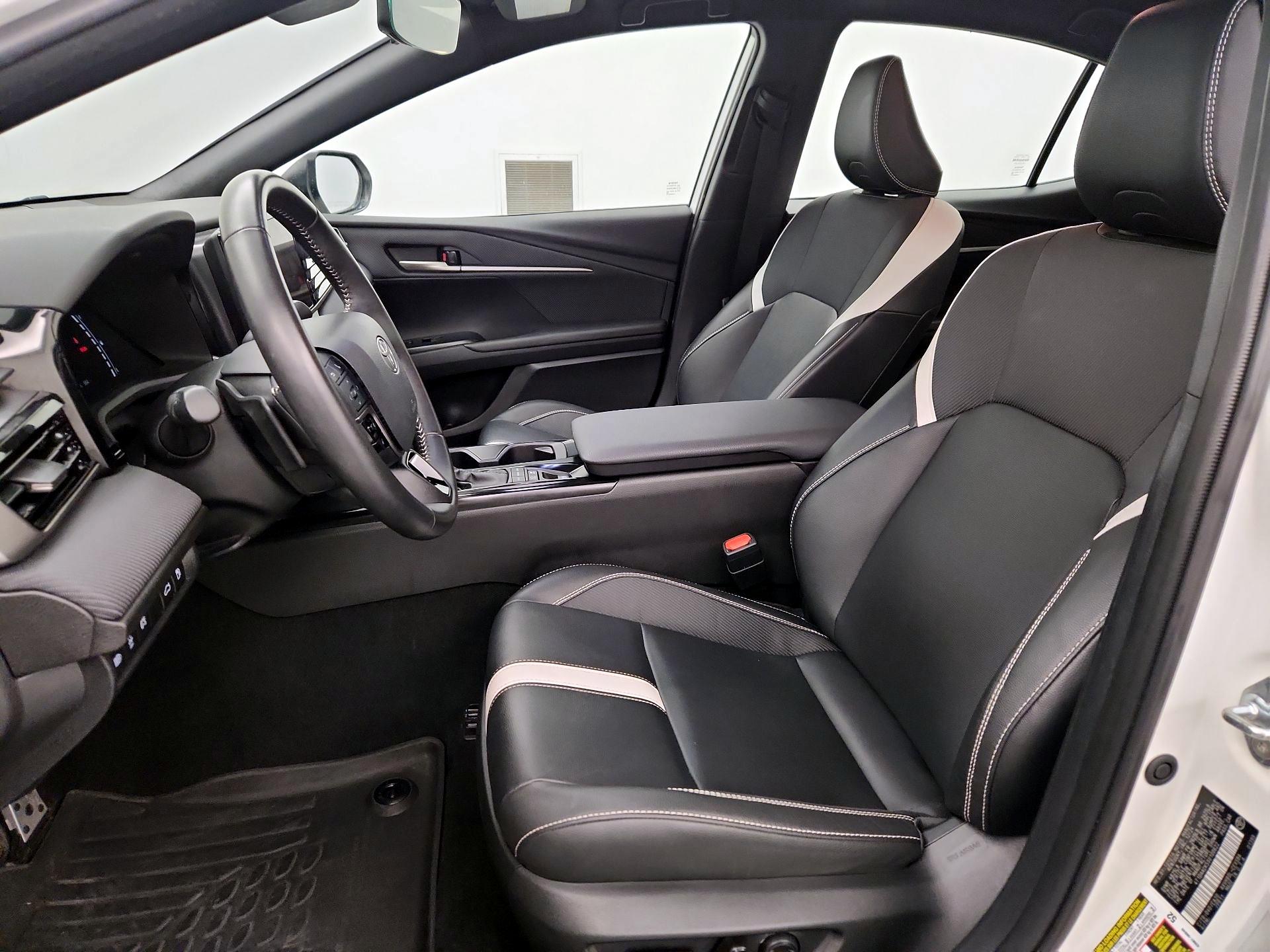 Thumbnail: 2025 Toyota Camry - 11