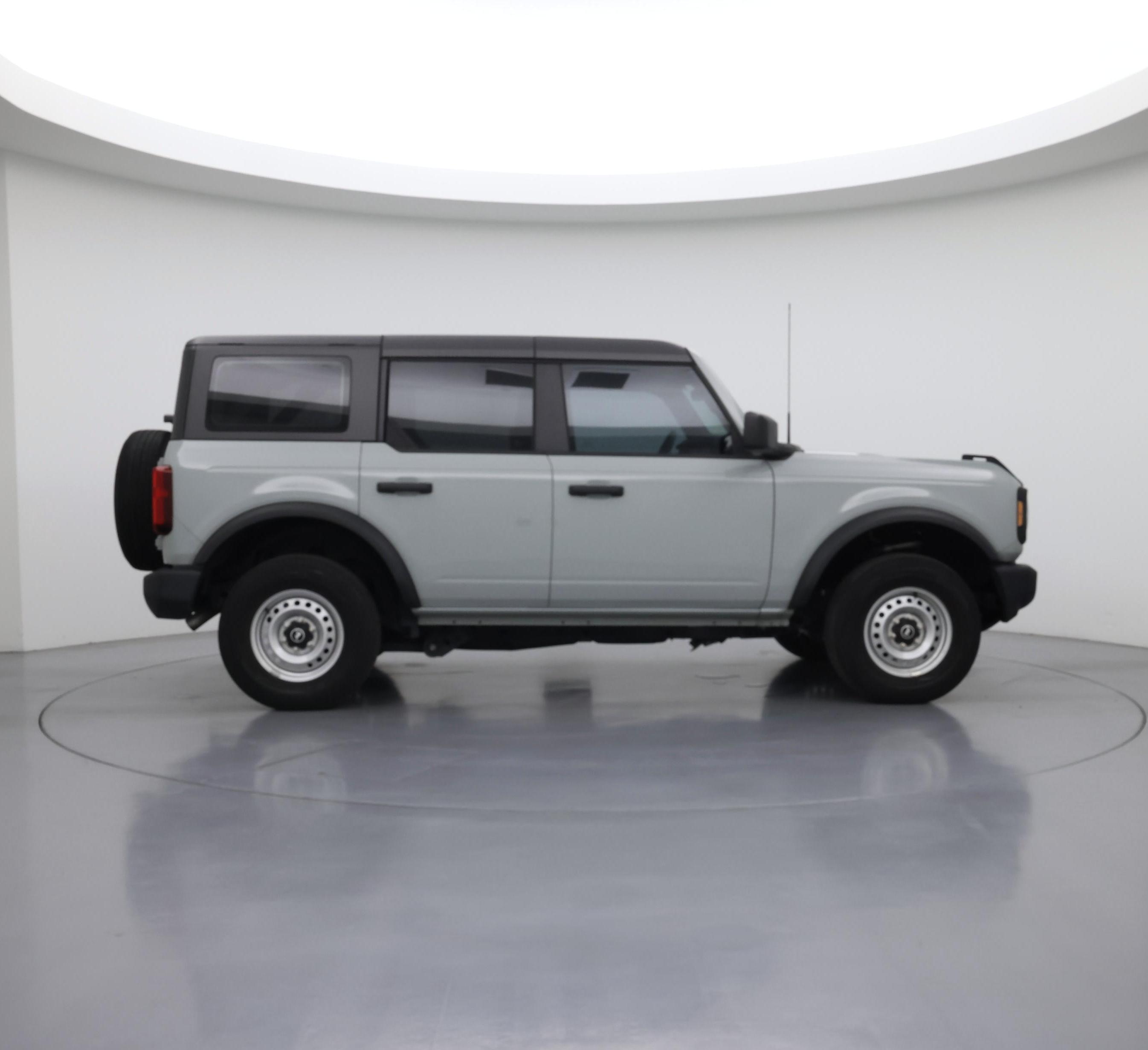Thumbnail: 2022 Ford Bronco - 7