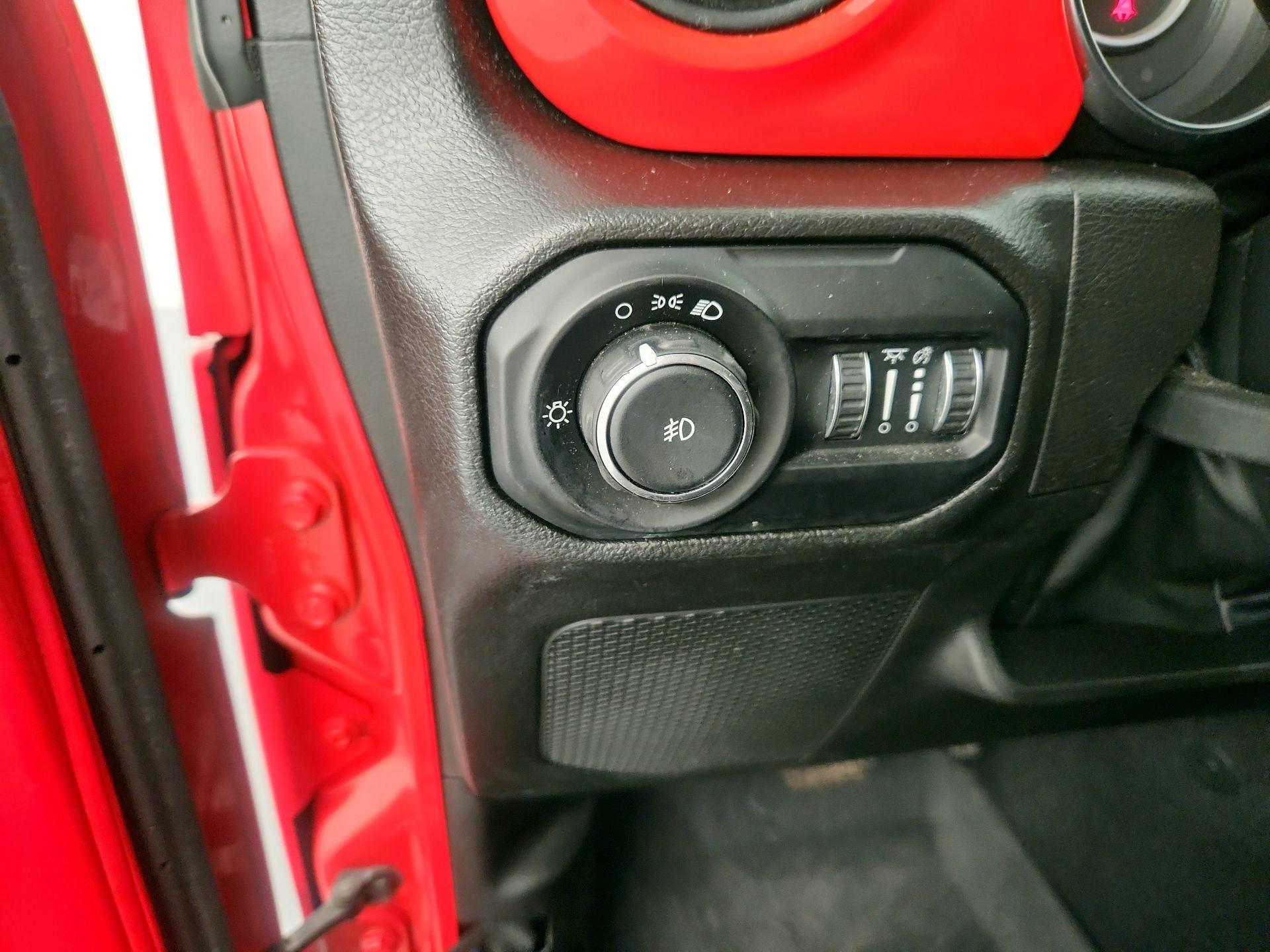 Thumbnail: 2022 Jeep Wrangler - 13